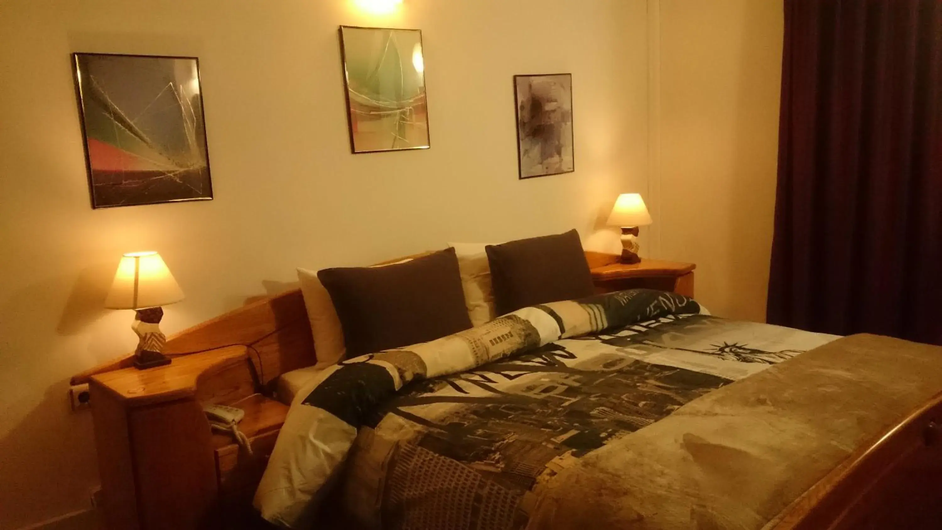 Bed in Rimini Club Inn & Suites