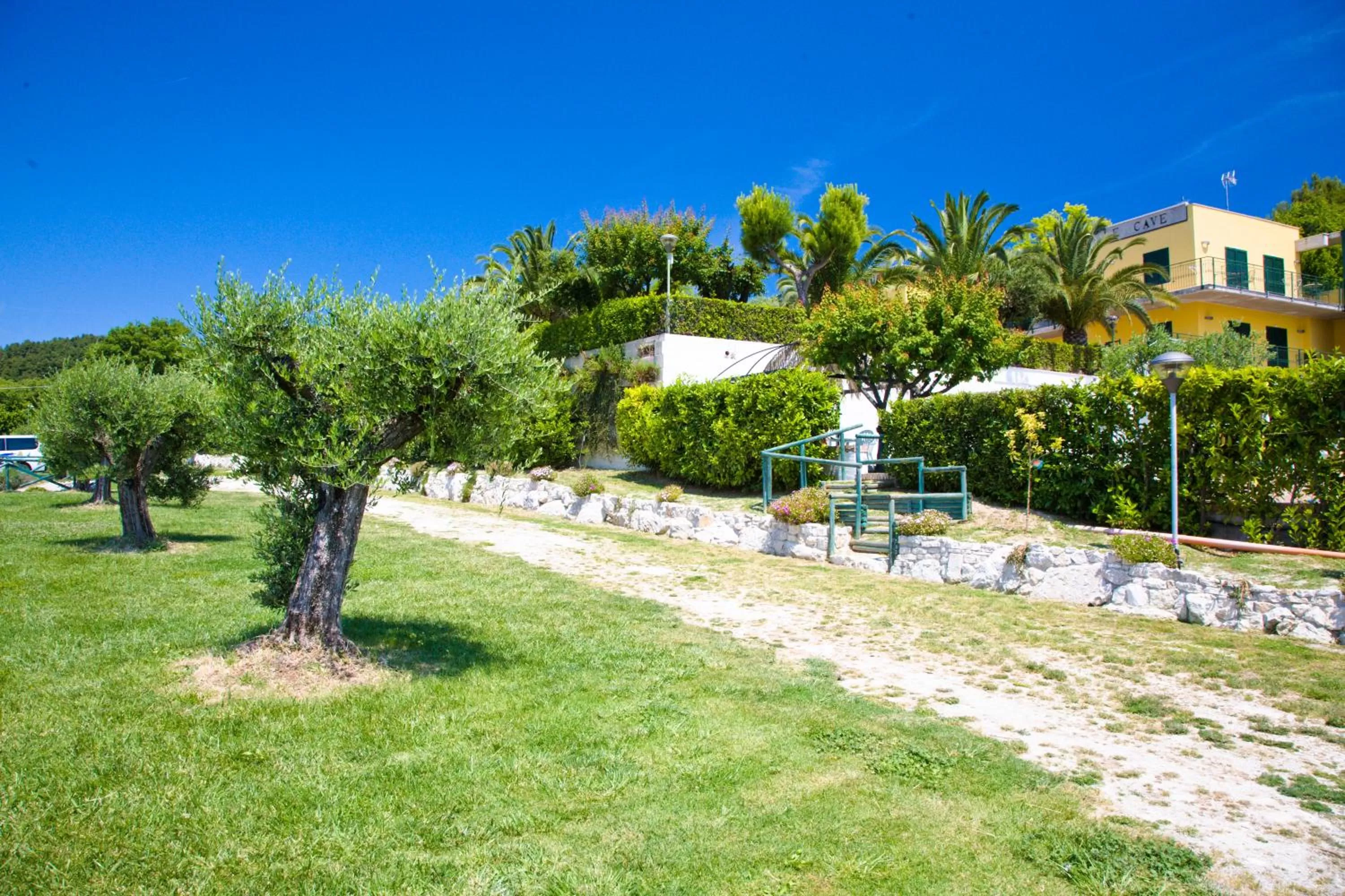 Property building in Hotel Le Cave