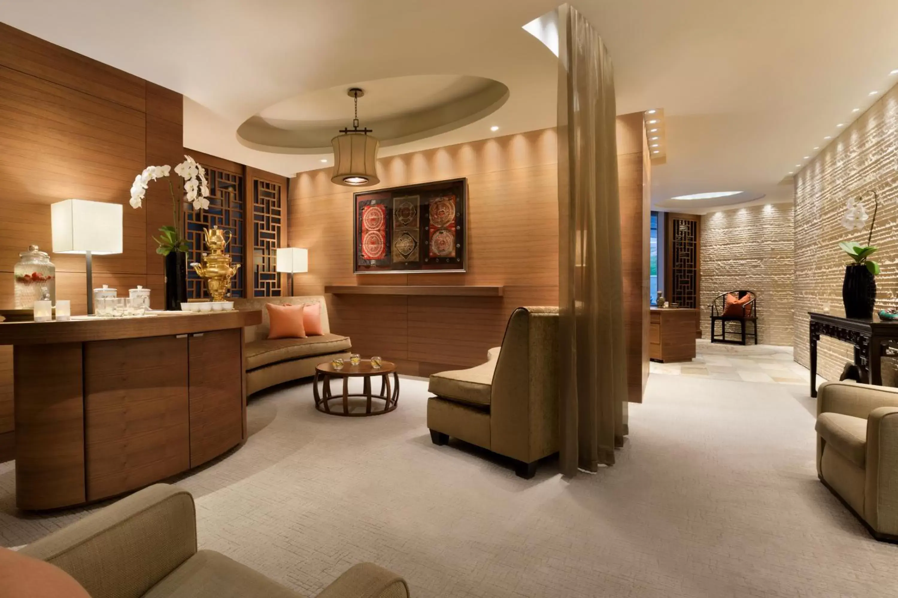 Spa and wellness centre/facilities, Lobby/Reception in Shangri-La Vancouver