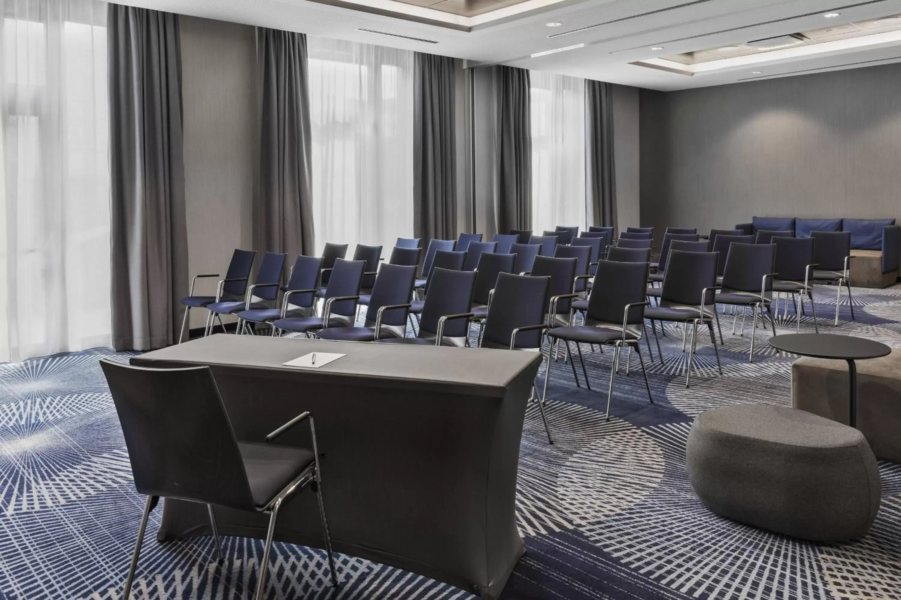Meeting/conference room in Courtyard by Marriott Hamburg City