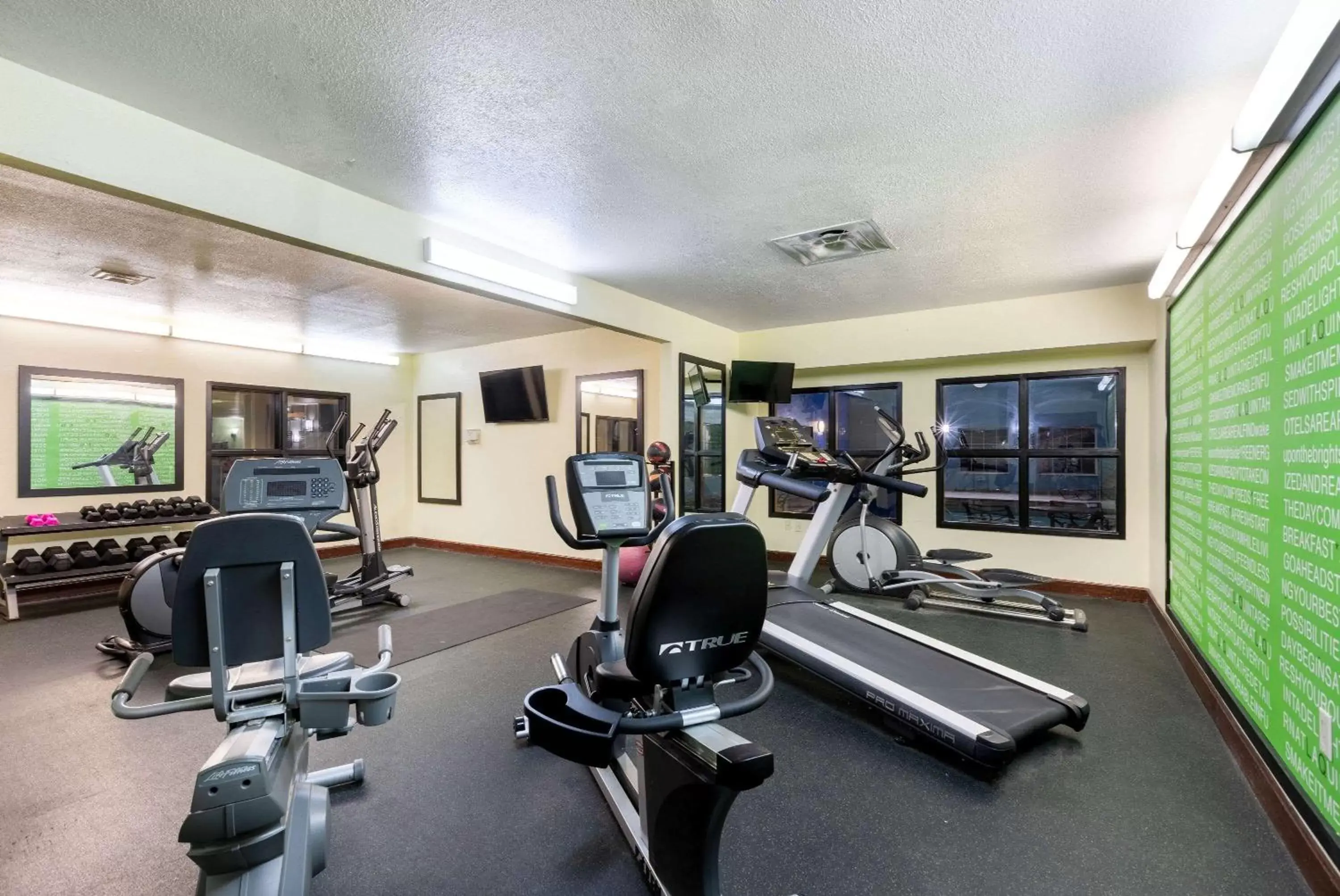 Fitness centre/facilities, Fitness Center/Facilities in La Quinta by Wyndham Olathe