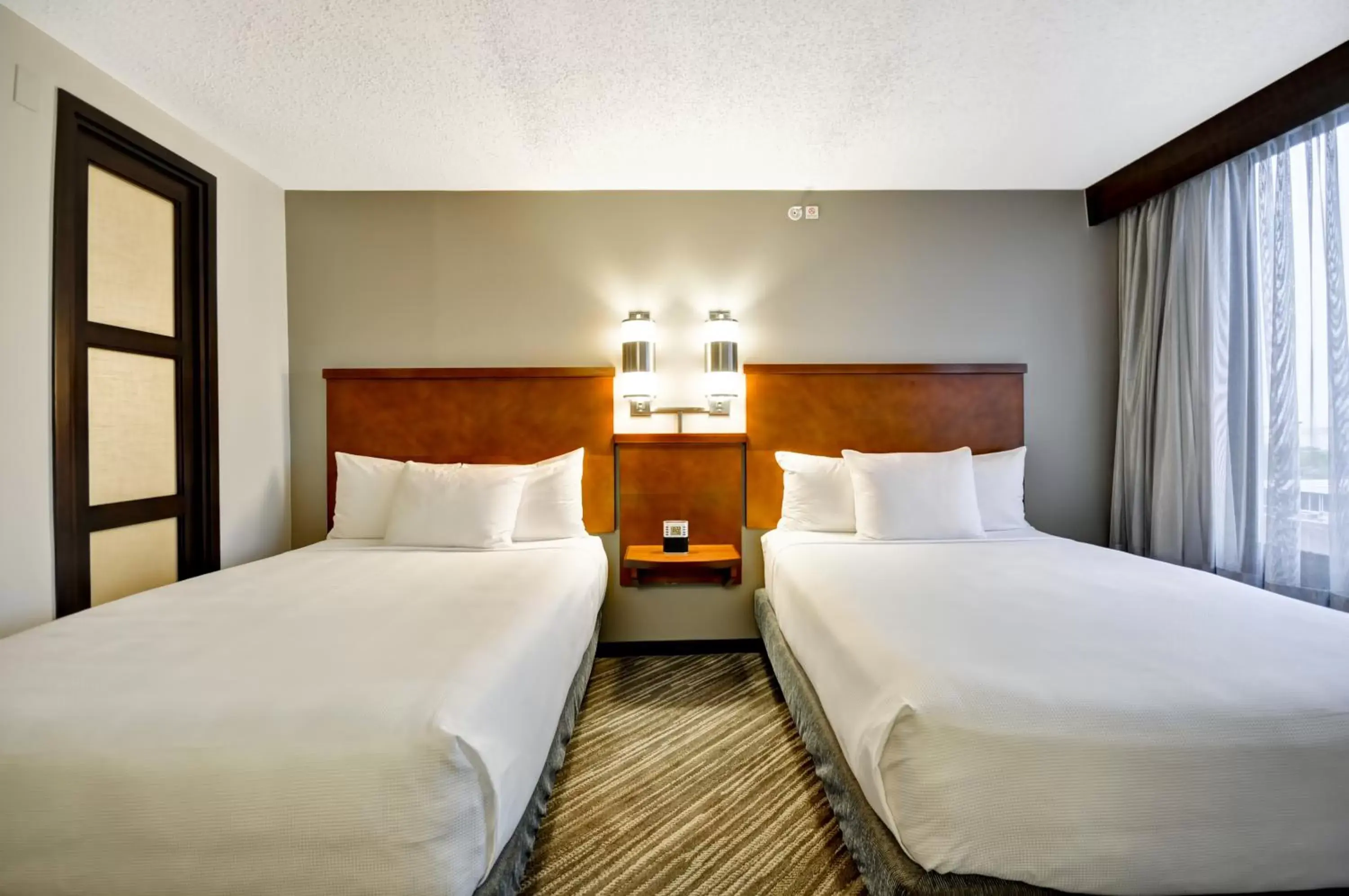Double Room with Two Double Beds and Accessible Tub - Disability Access in Hyatt Place Albuquerque Uptown