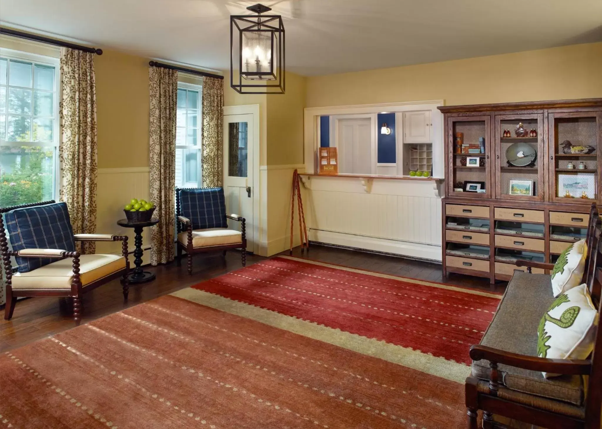 Lobby or reception in Omni Bretton Arms Inn at Mount Washington Resort Lobby or reception in Omni Bretton Arms Inn at Mount Washington Resort