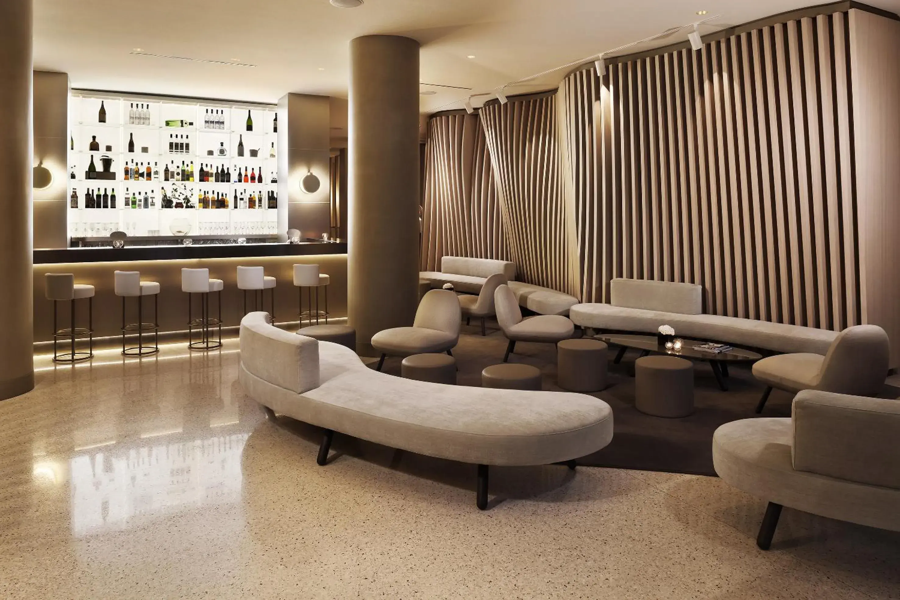 Lobby or reception, Lounge/Bar in ME Milan Il Duca