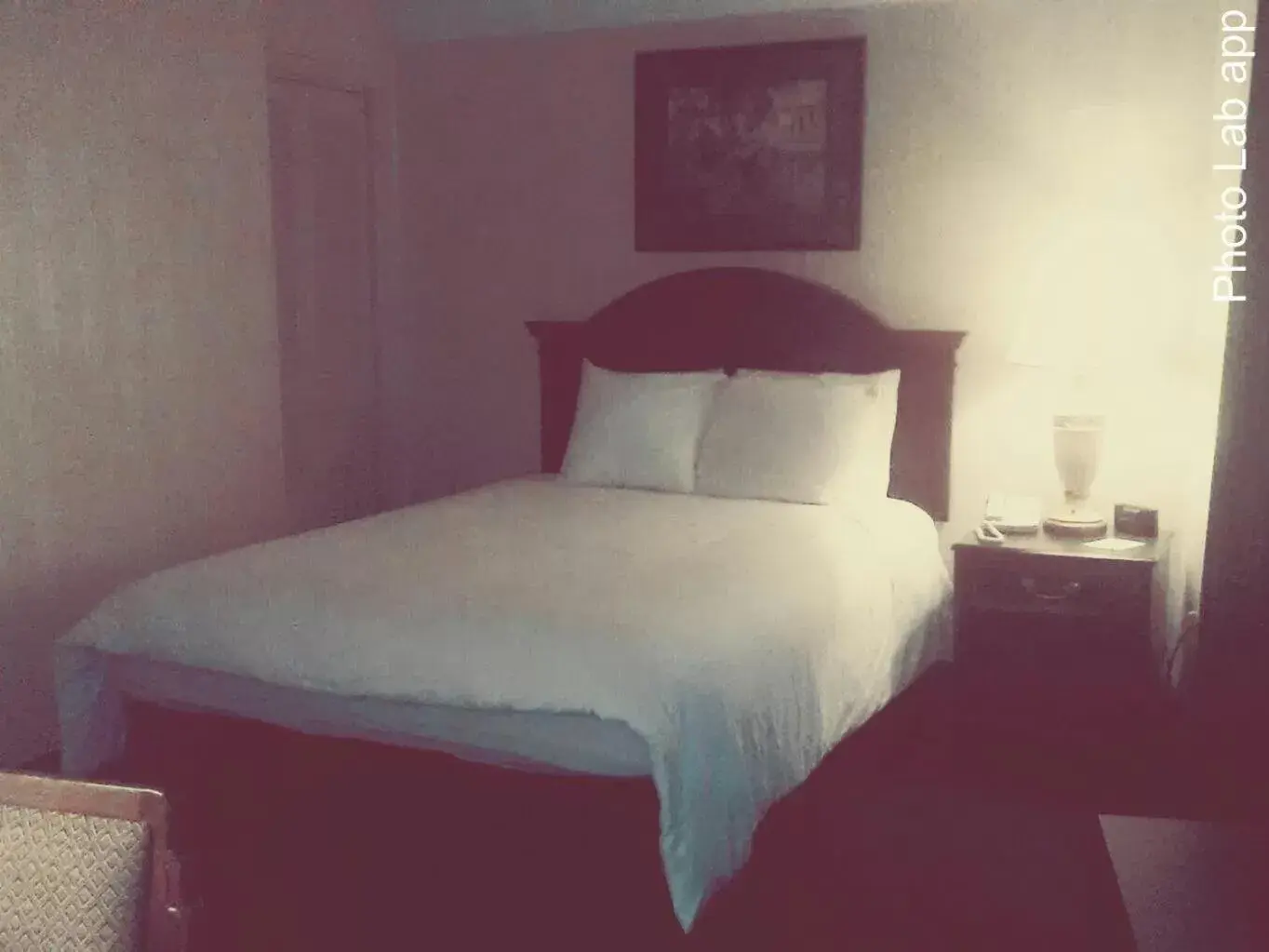 Bed in Hillside Inn