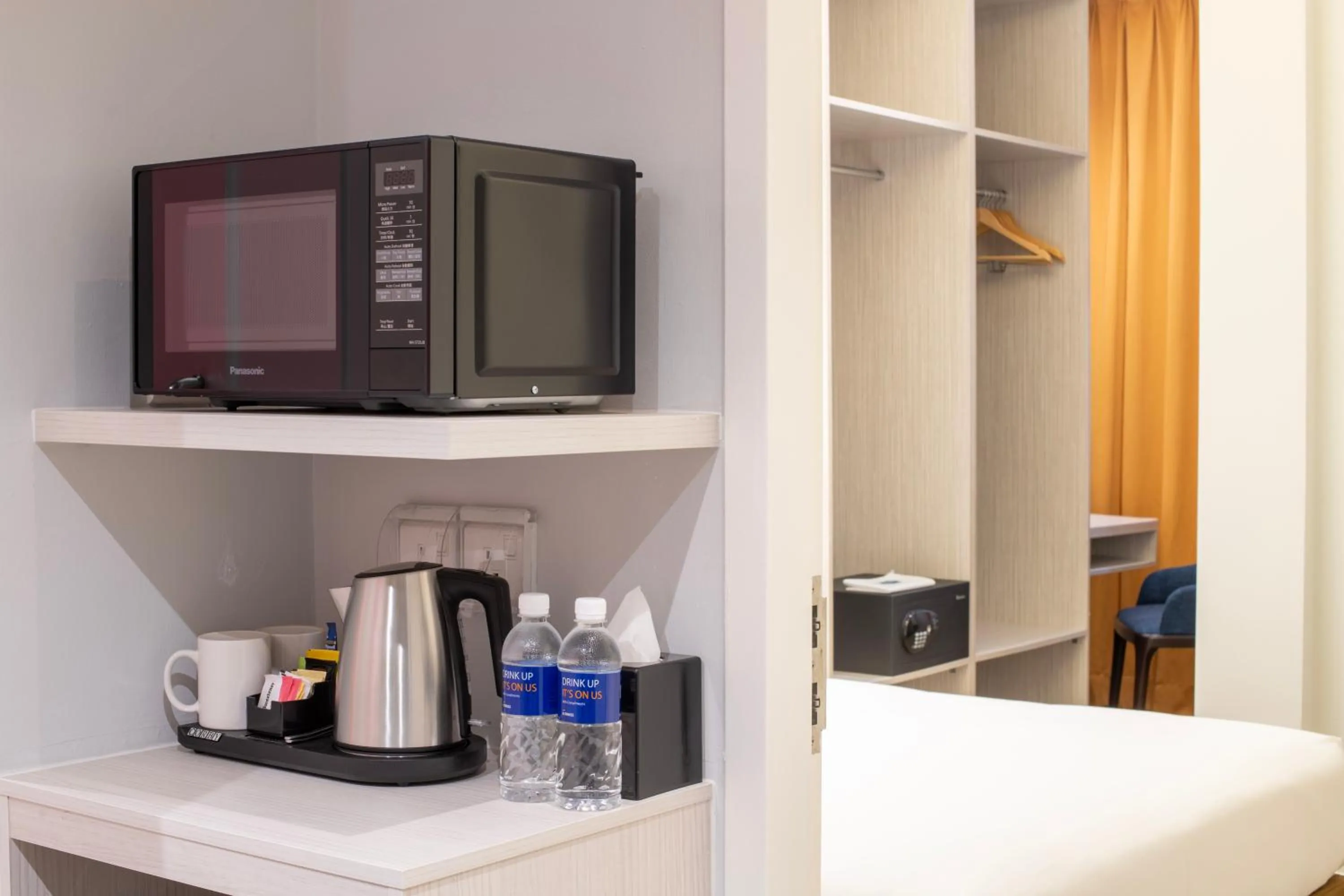 Coffee/tea facilities in Holiday Inn Express & Suites Johor Bahru by IHG