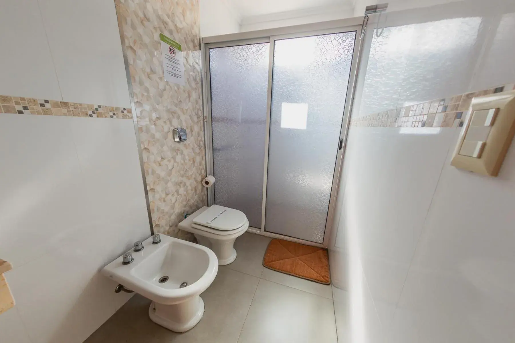 Bathroom in Yvera Cataratas