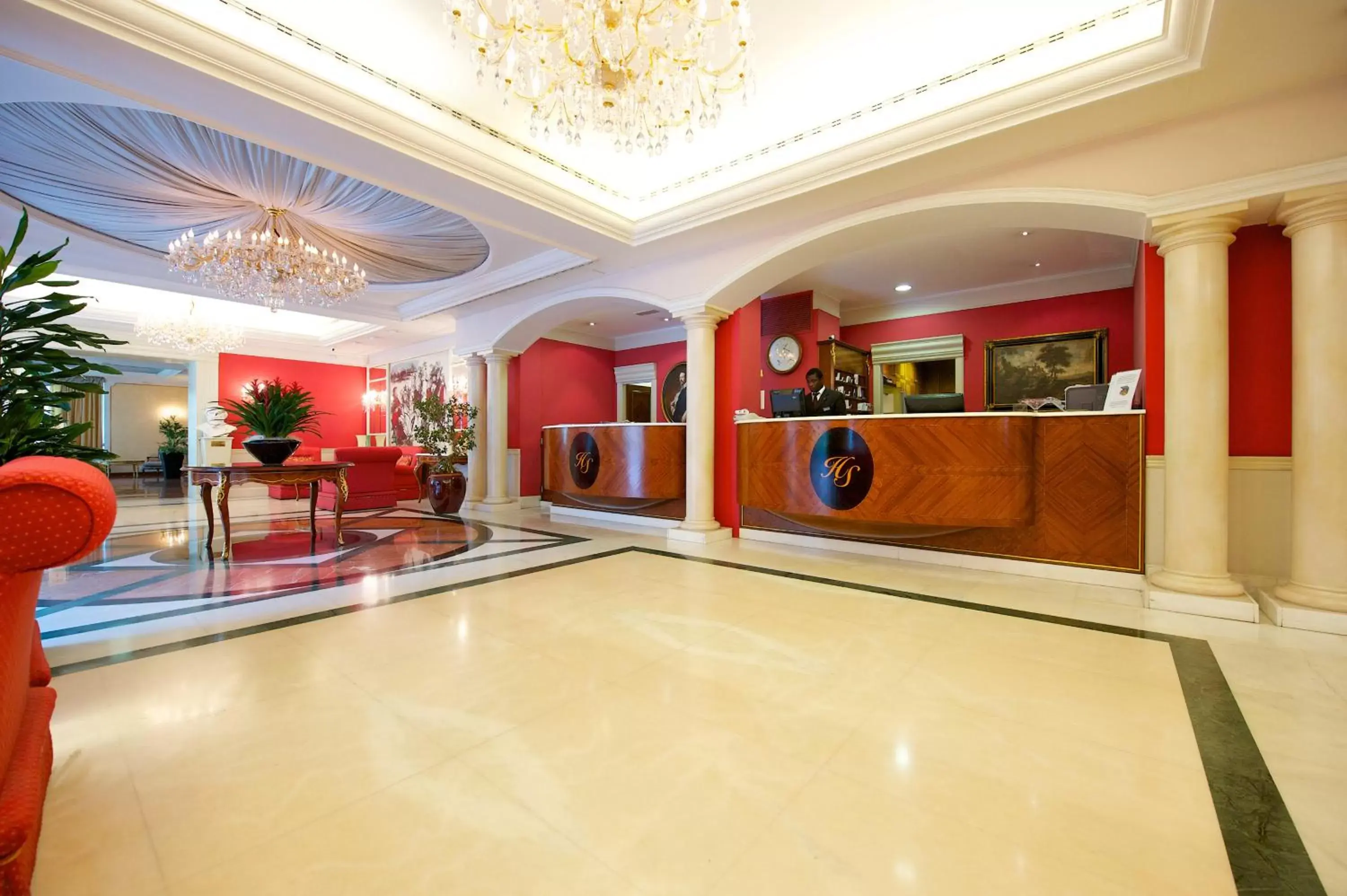 Lobby or reception, Lounge/Bar in Mercure Parma Stendhal
