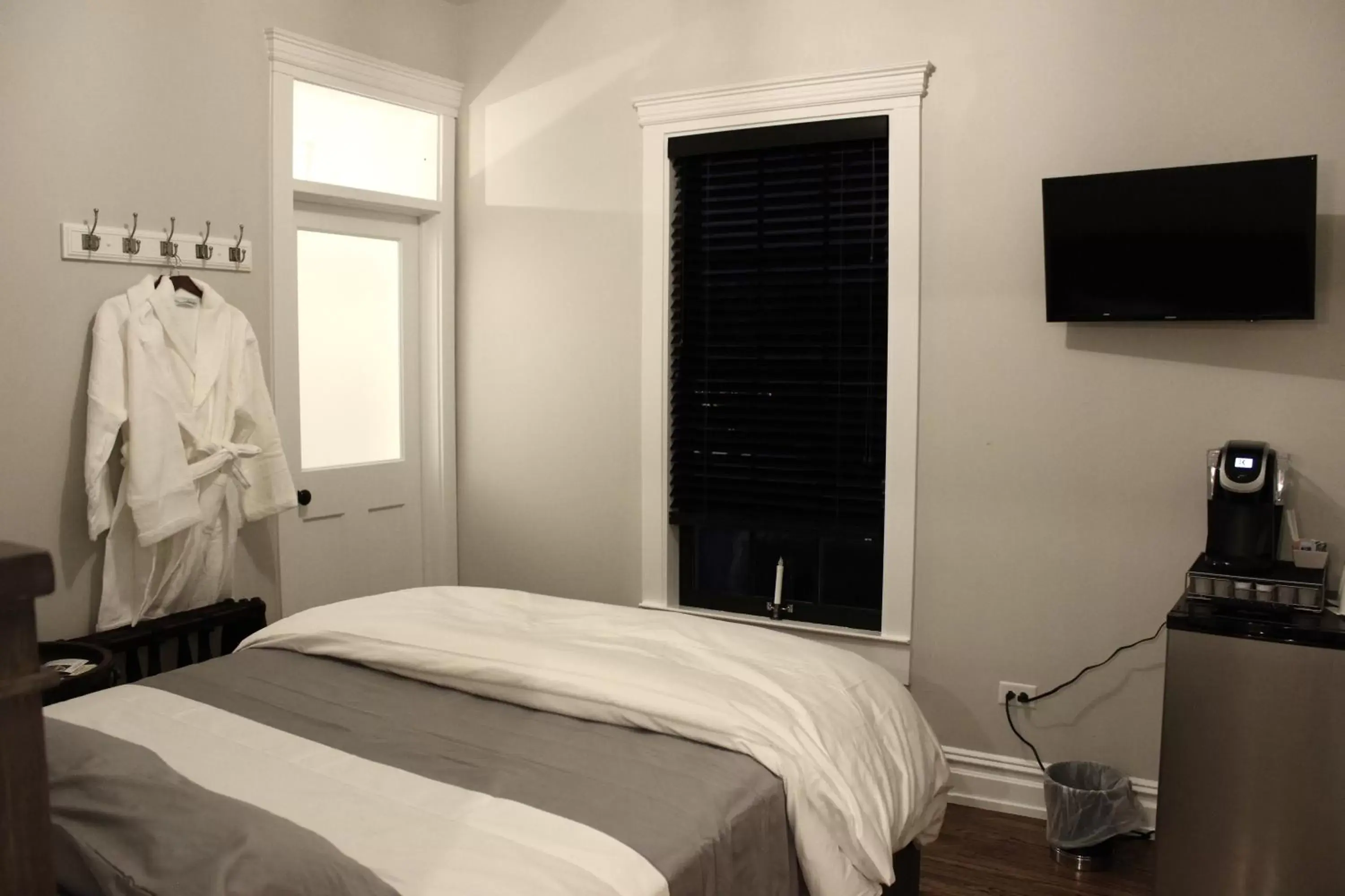 Bedroom, Bed in The Plainfield Inn