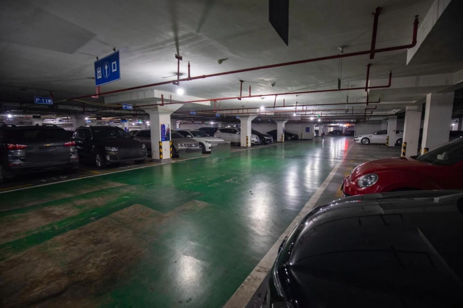 Swimming Pool in Ramada by Wyndham Changsha Tianxin