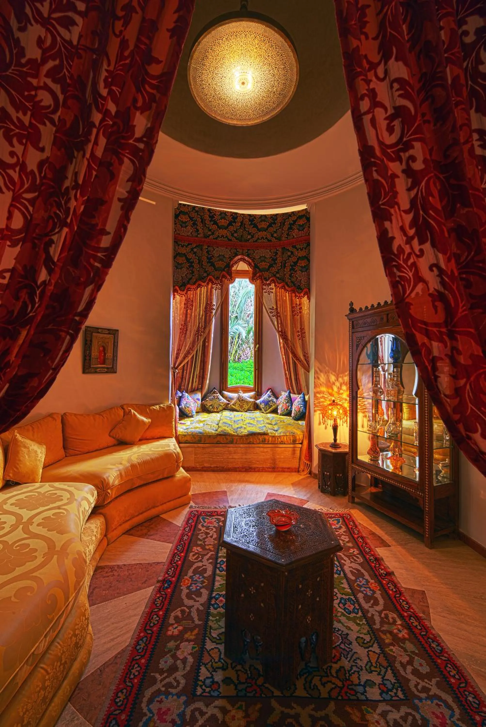 Living room, Bed in Palais Mehdi