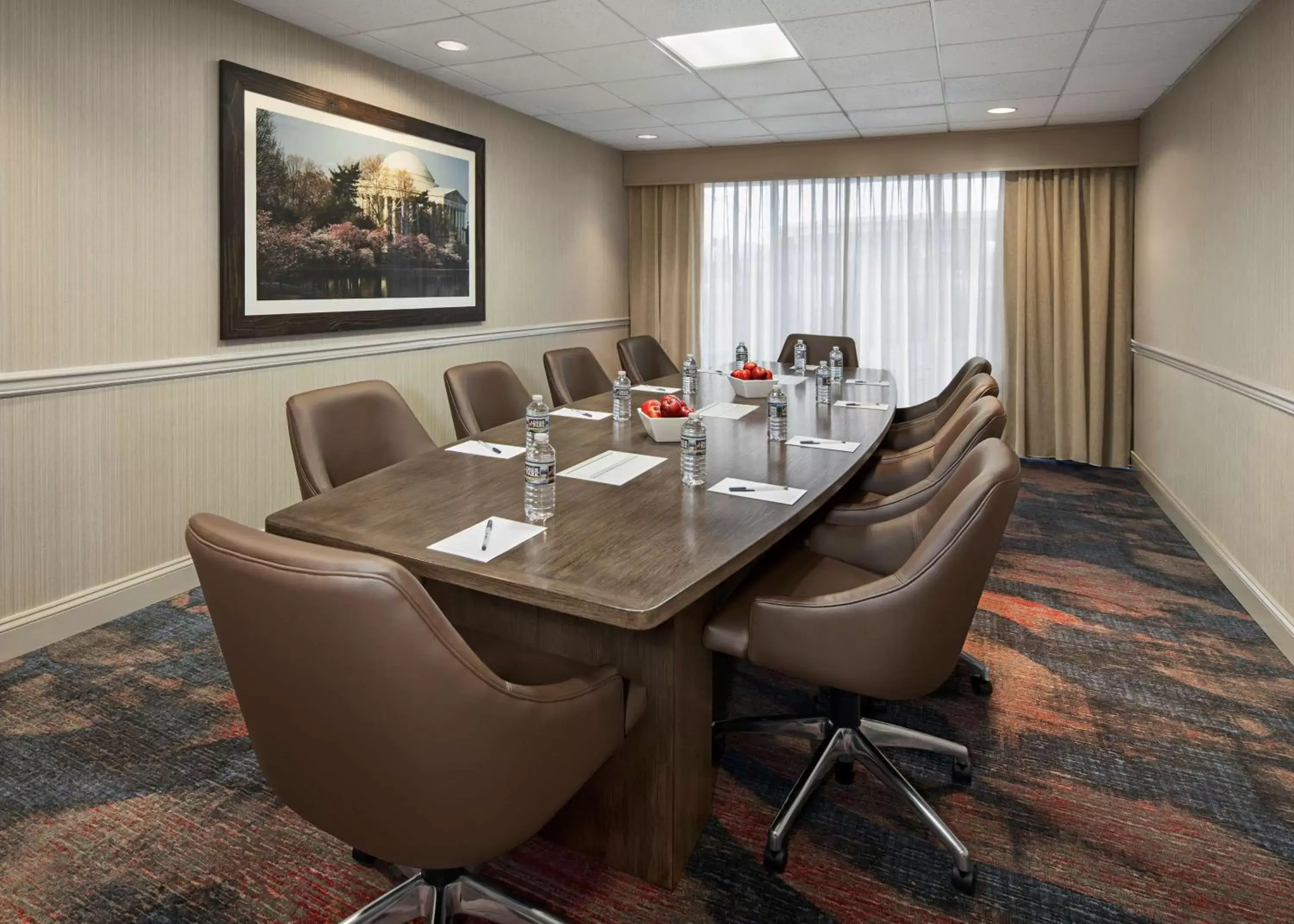 Meeting/conference room in Hampton Inn & Suites Alexandria Old Town Area South