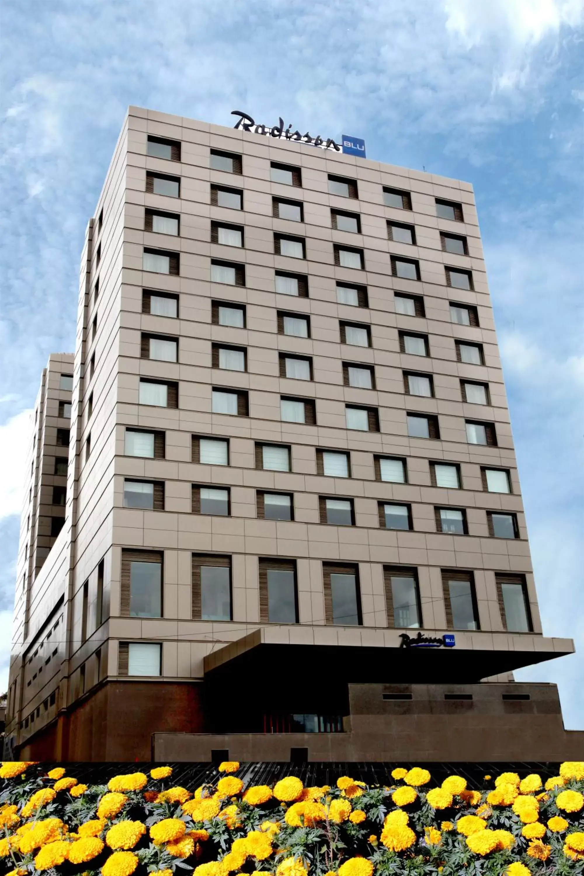 Facade/entrance, Property Building in Radisson Blu Hotel Chennai City Centre