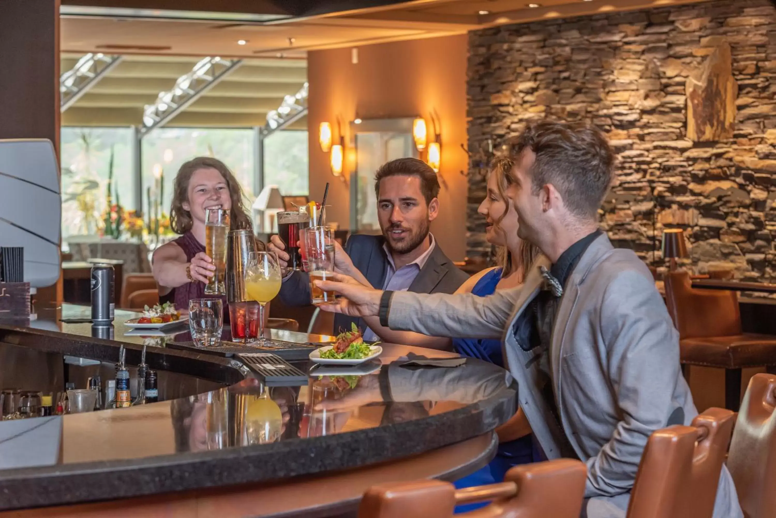 Lounge or bar in Banff Park Lodge