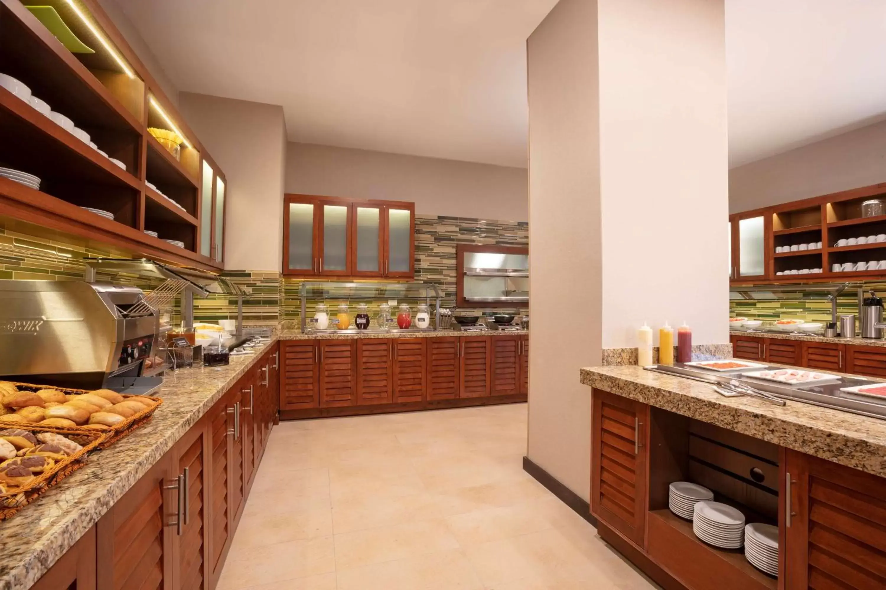 Restaurant/places to eat in Hyatt Place Aguascalientes Bonaterra Restaurant/places to eat in Hyatt Place Aguascalientes Bonaterra