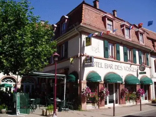 Facade/entrance, Property Building in Hôtel Bar Des Vosges