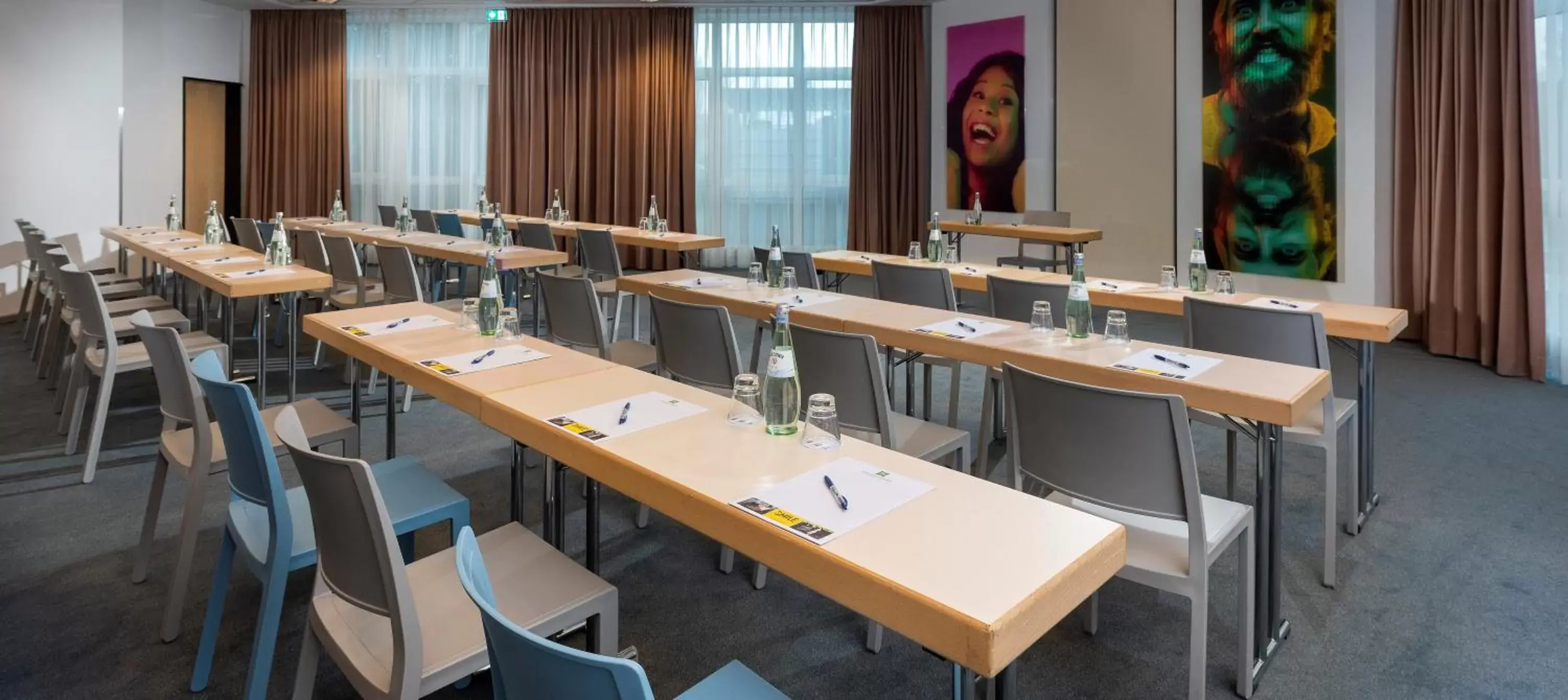 Meeting/conference room in ibis Styles Berlin Treptow