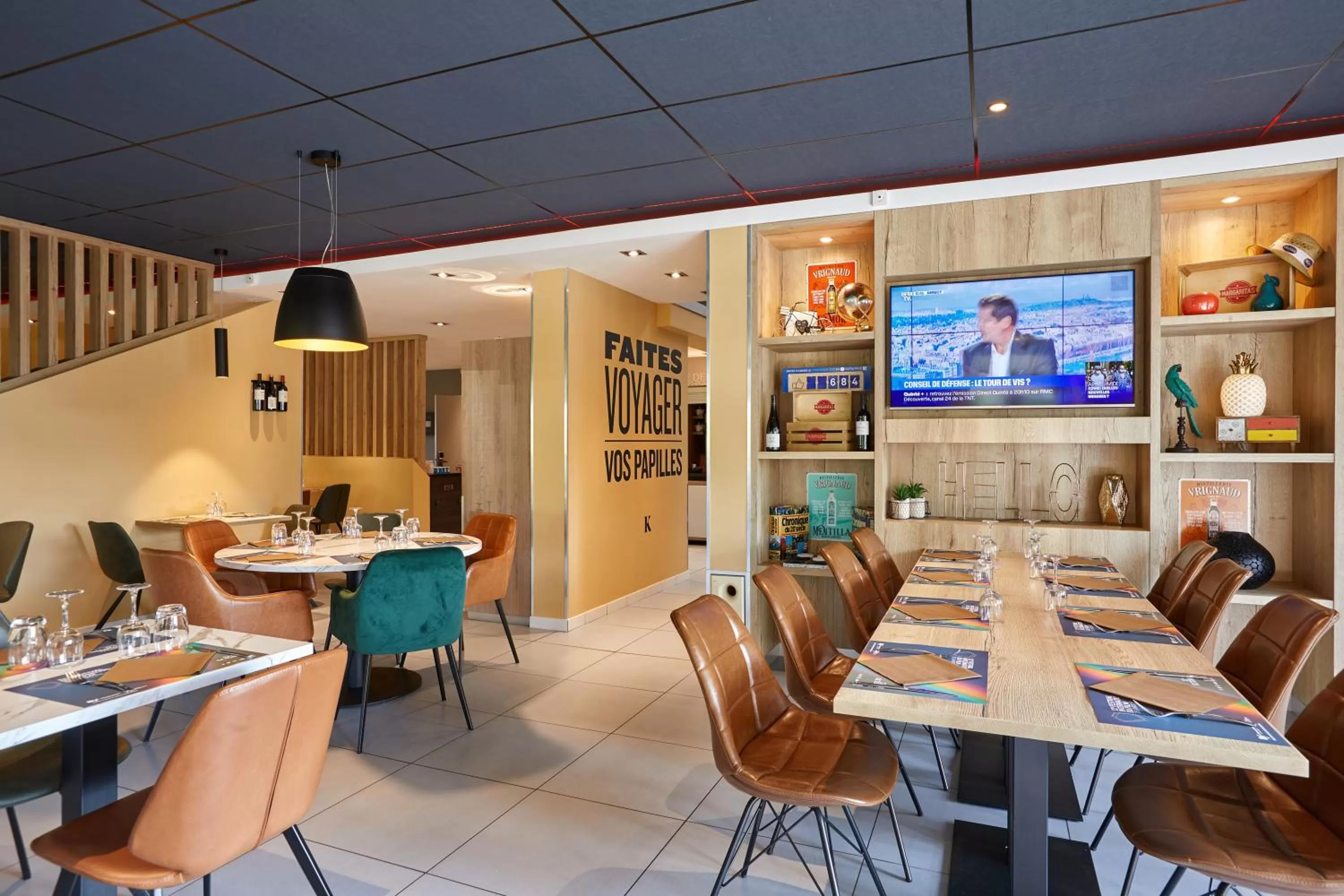 Restaurant/places to eat in Kyriad La Roche Sur Yon