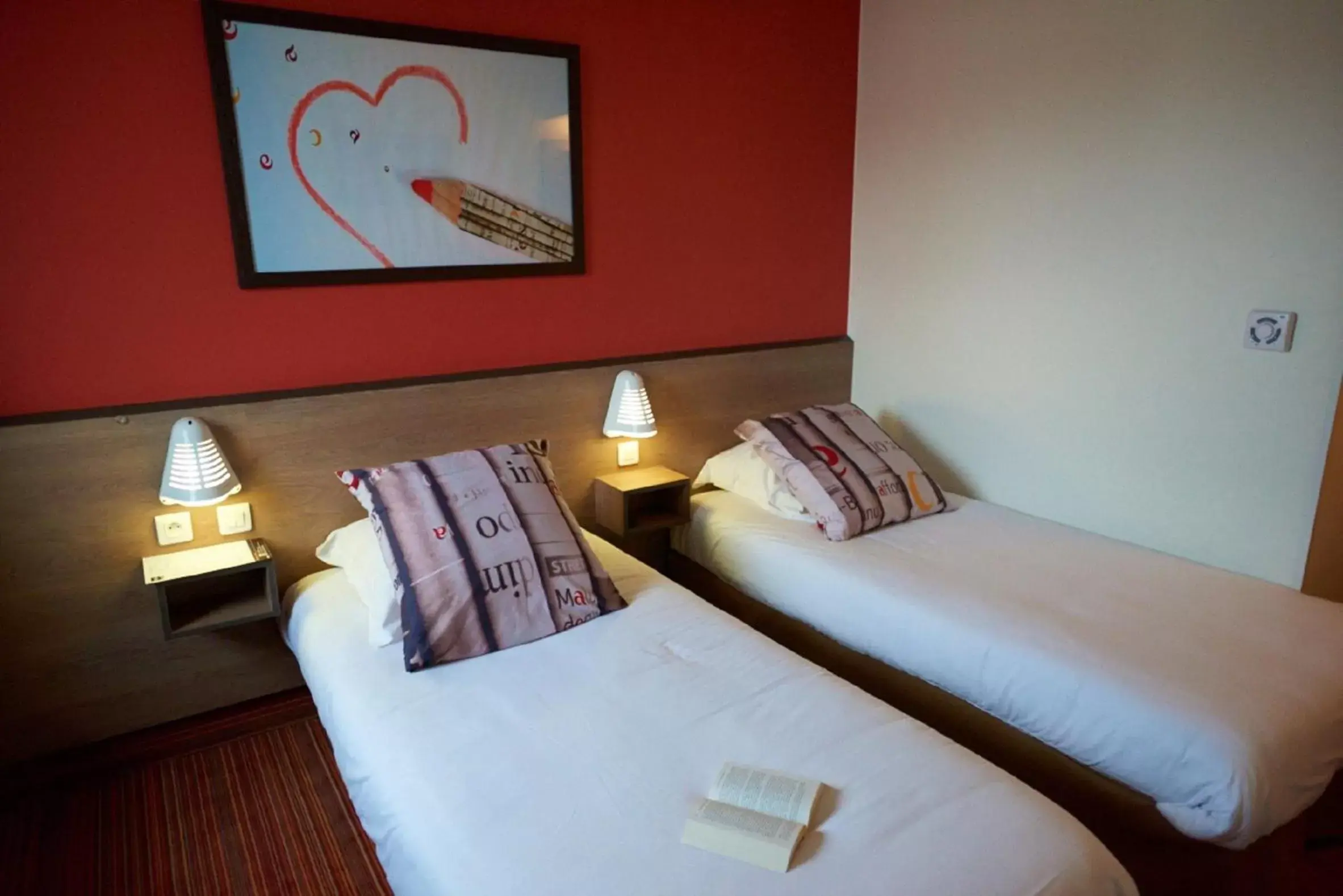 Bedroom, Room Photo in Ace Hotel Poitiers