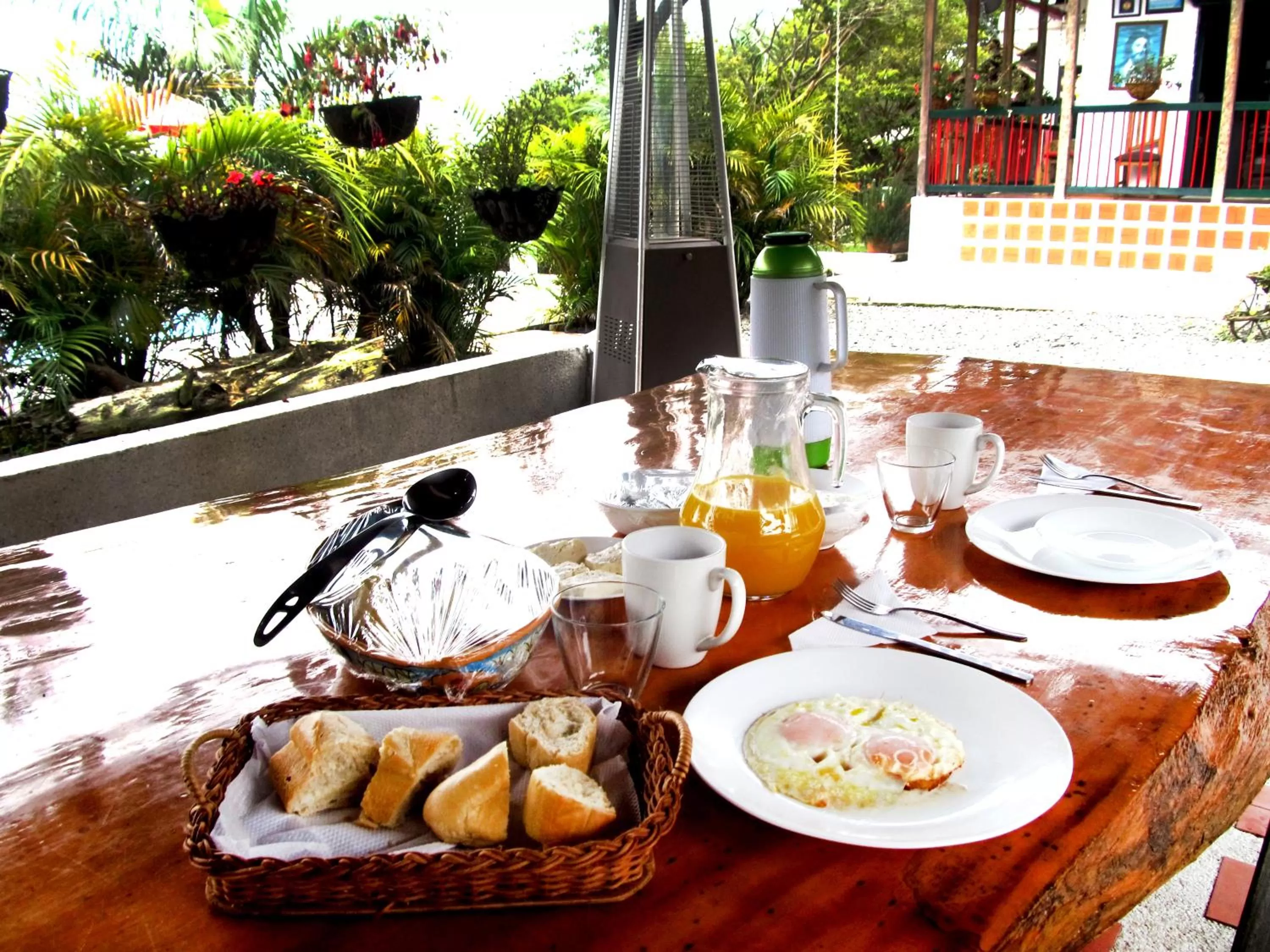 Coffee/tea facilities in Finca Campestre La Adelita B&B