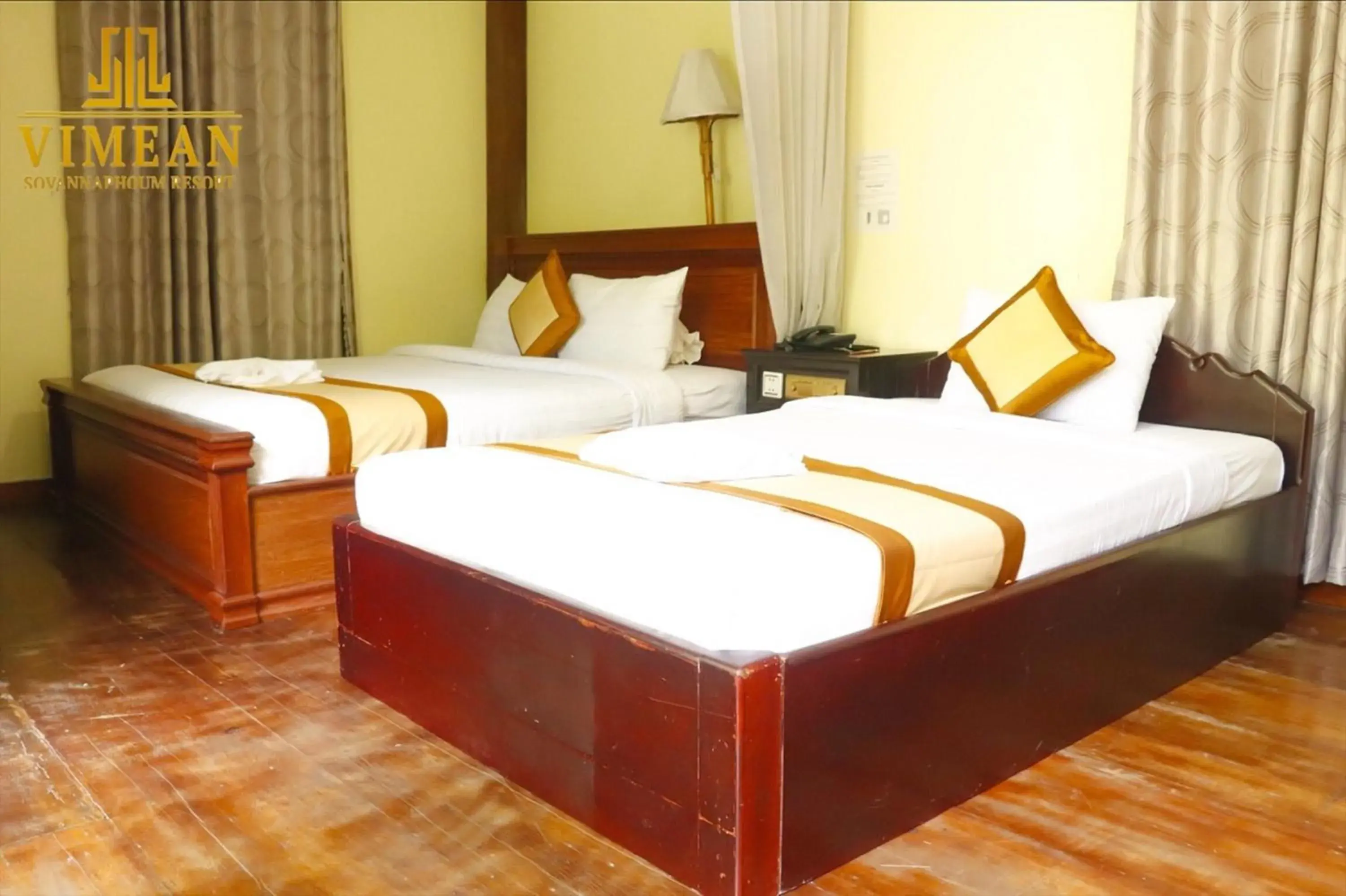 Property building, Bed in Vimean Sovannaphoum Resort