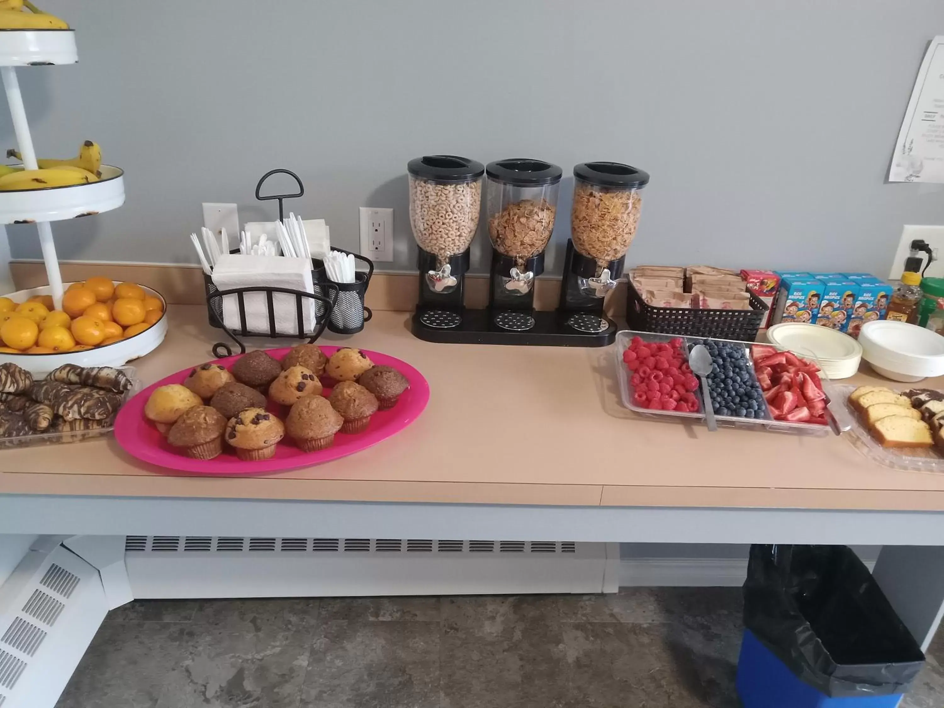 Coffee/tea facilities in Cardston Inn