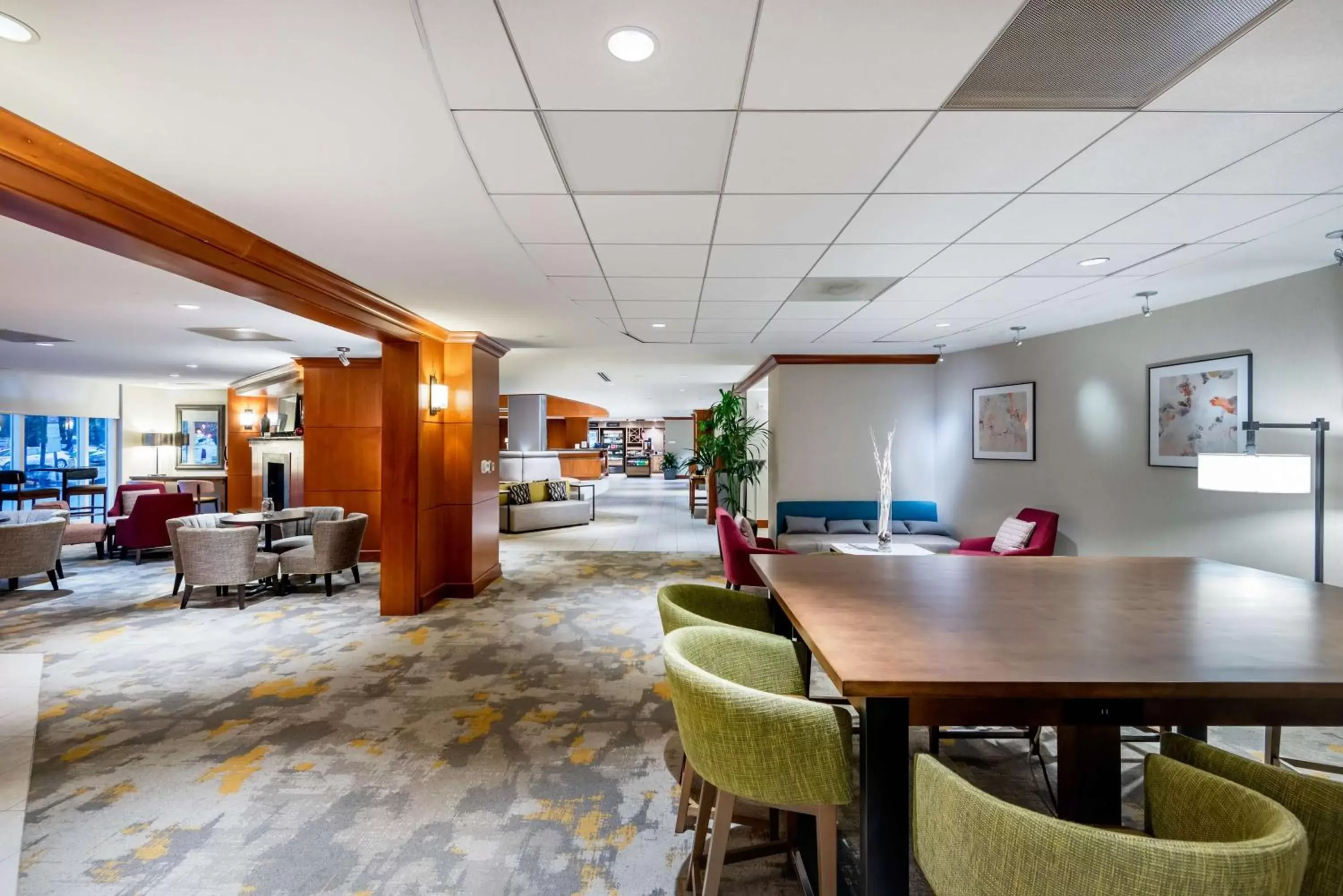 Lobby or reception in Hilton Garden Inn Tysons Corner