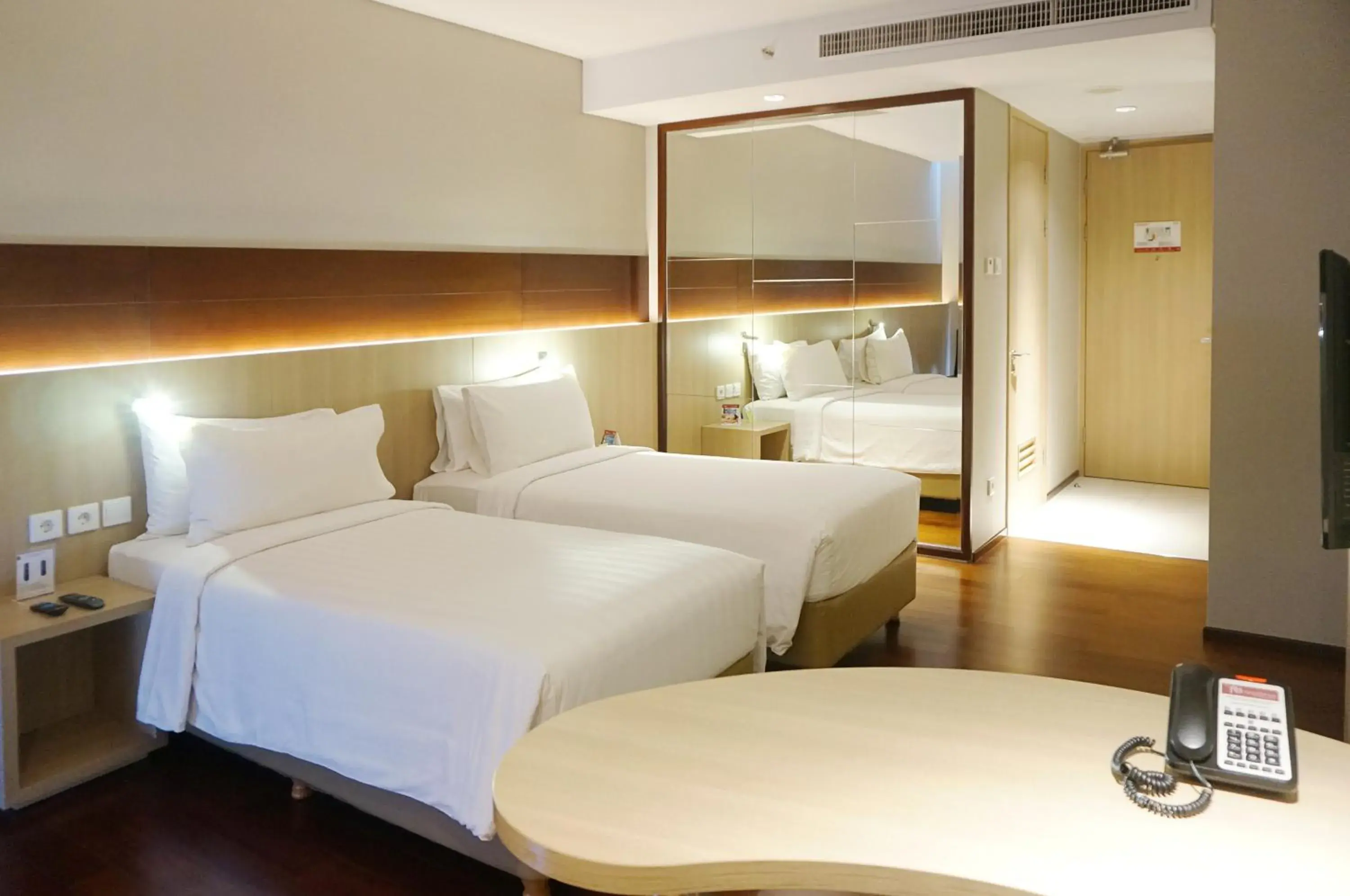 Bedroom, Bed in Ra Premiere Simatupang Jakarta