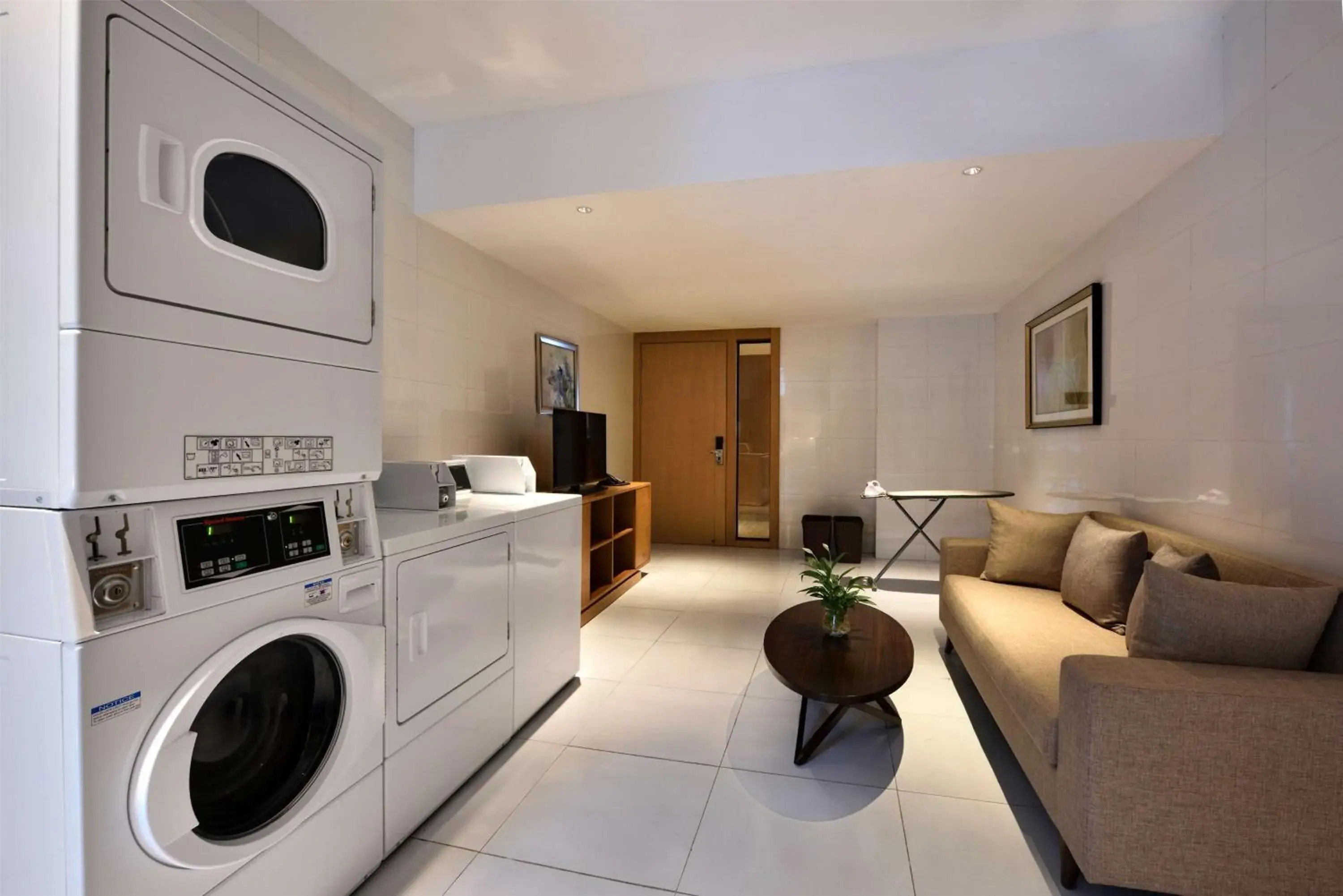 Property building in Hilton Garden Inn Chengdu Huayang Property building in Hilton Garden Inn Chengdu Huayang