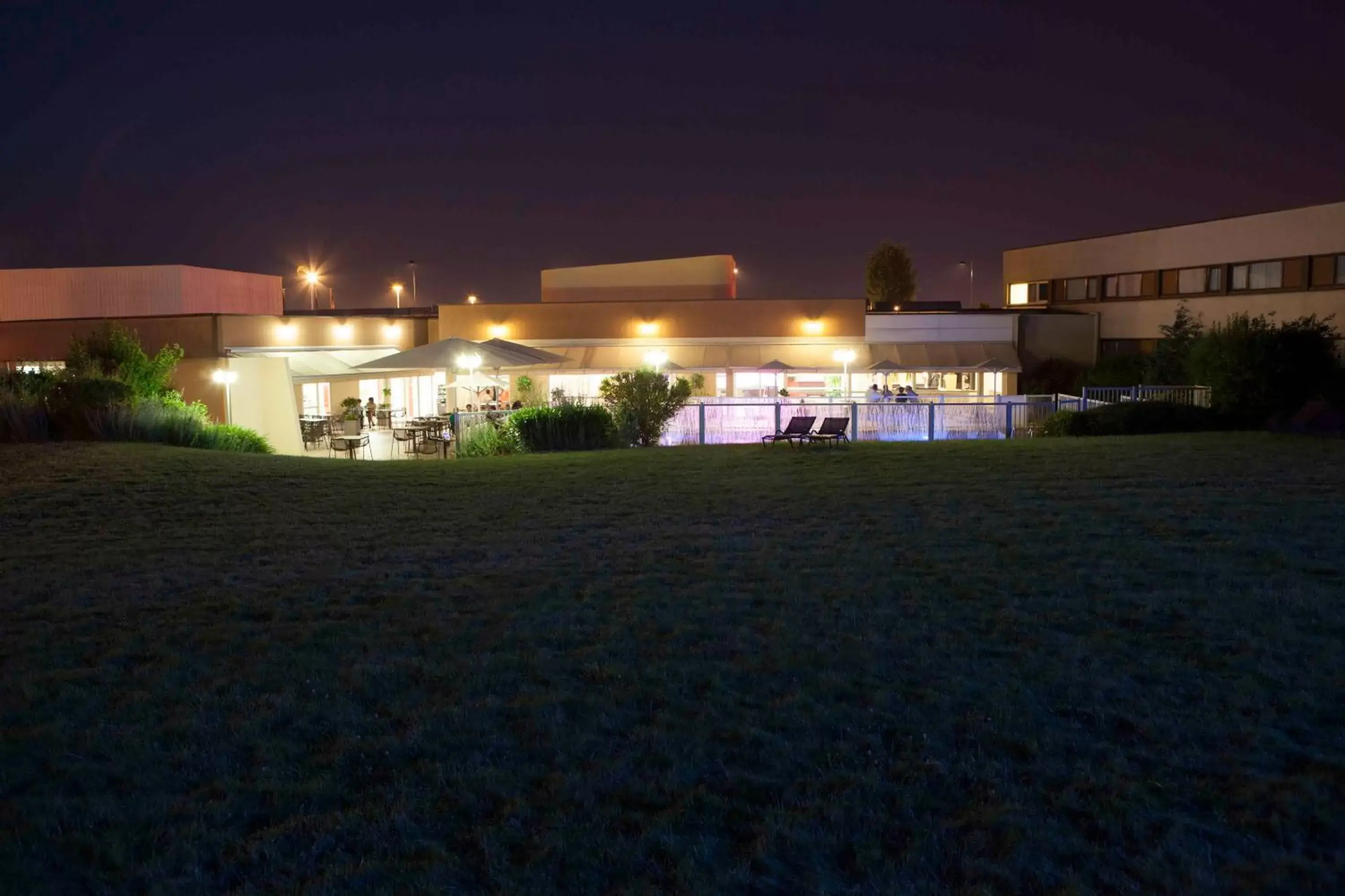 Facade/entrance, Property Building in Novotel Reims Tinqueux