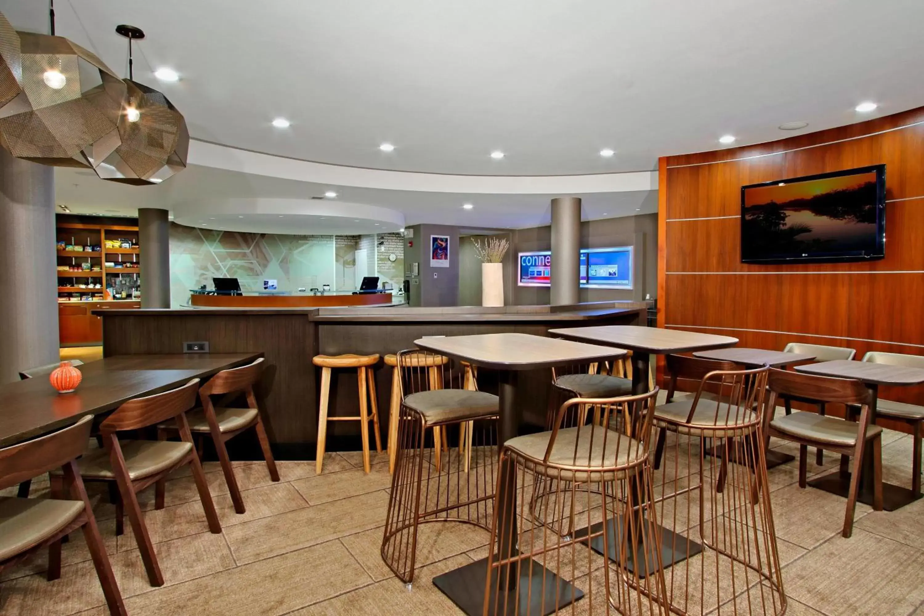 Lobby or reception, Lounge/Bar in SpringHill Suites by Marriott Madera
