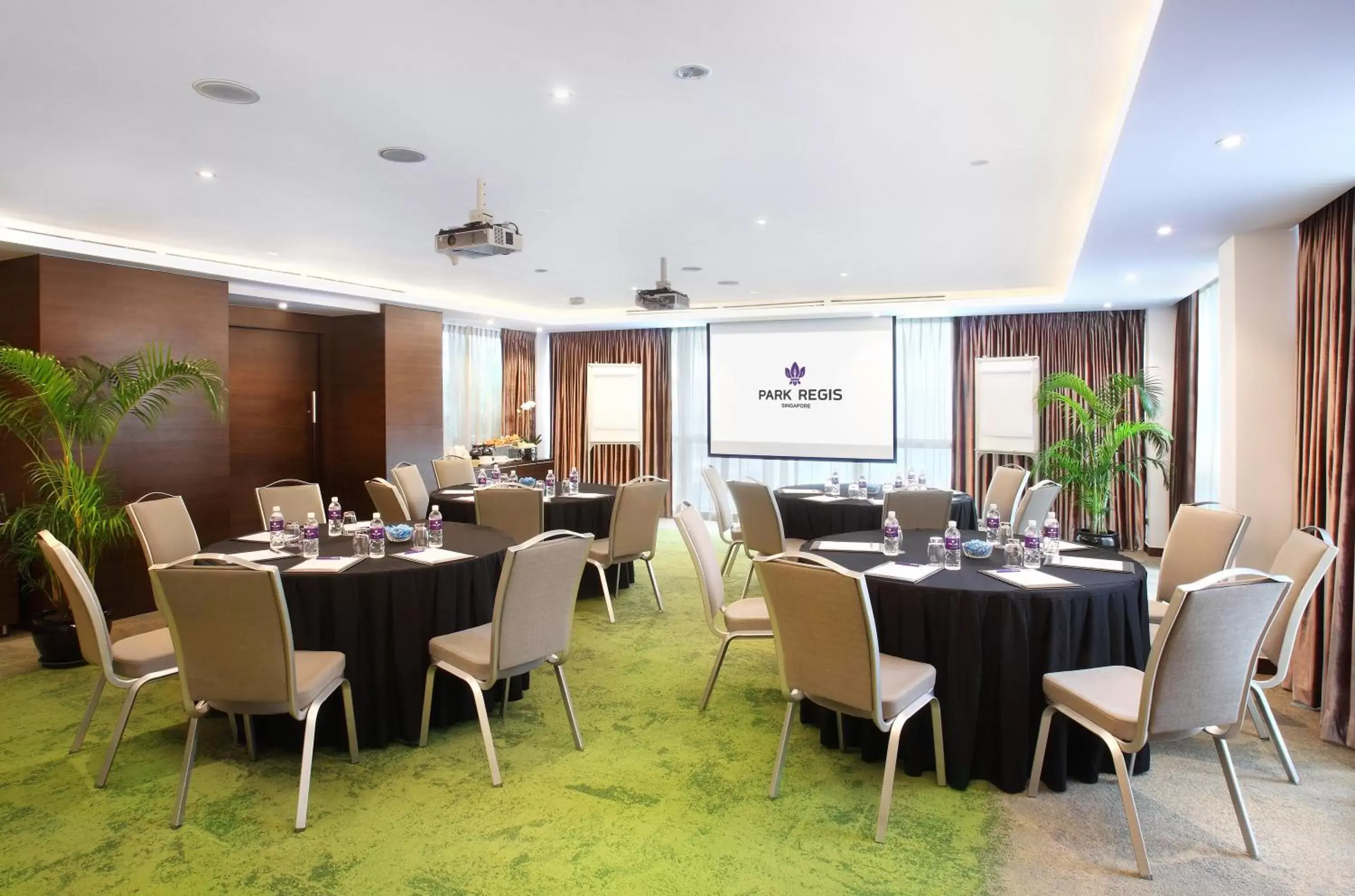 Banquet/Function facilities, Restaurant/Places to Eat in Park Regis Singapore