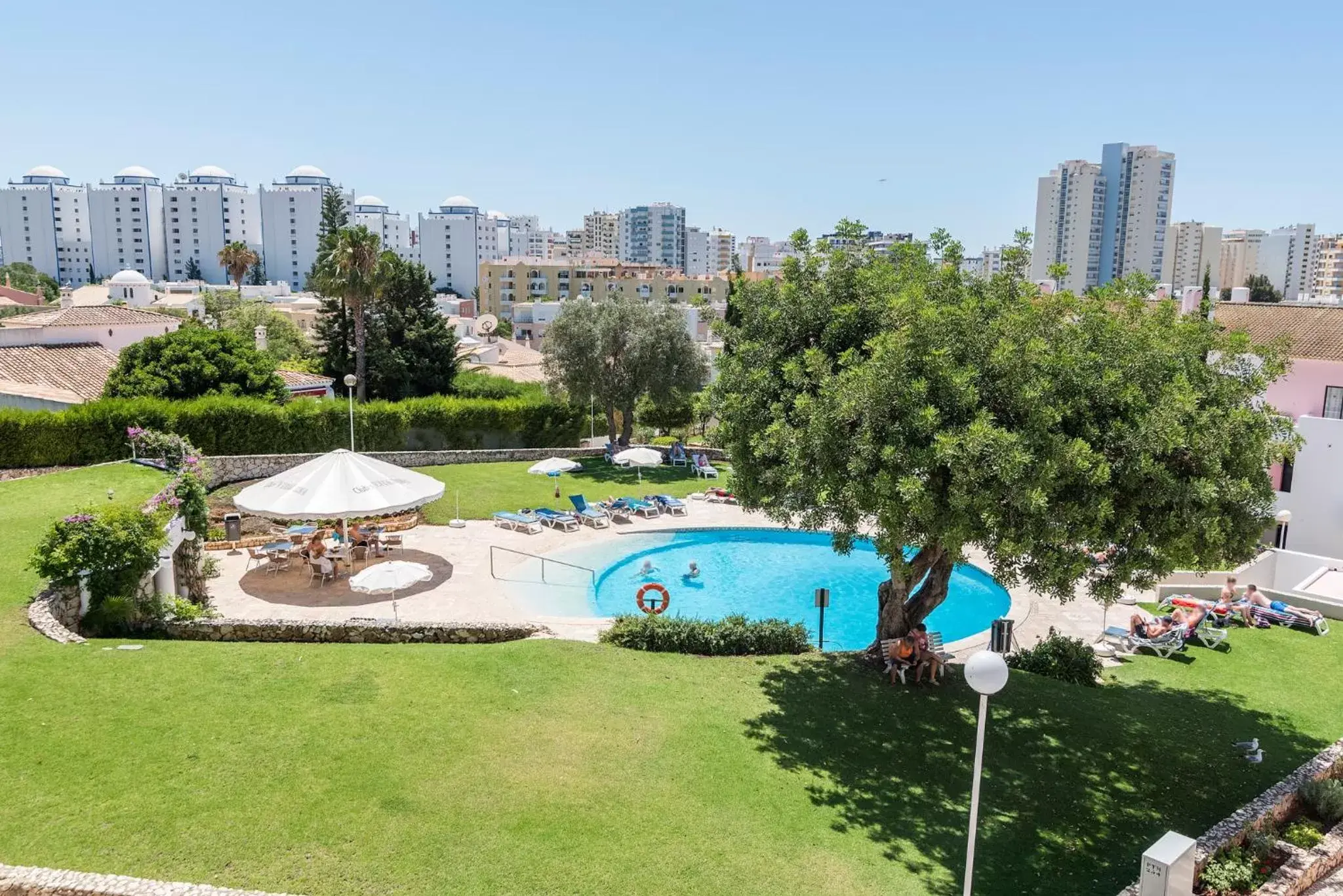 Garden, Pool View in Clube Vilarosa