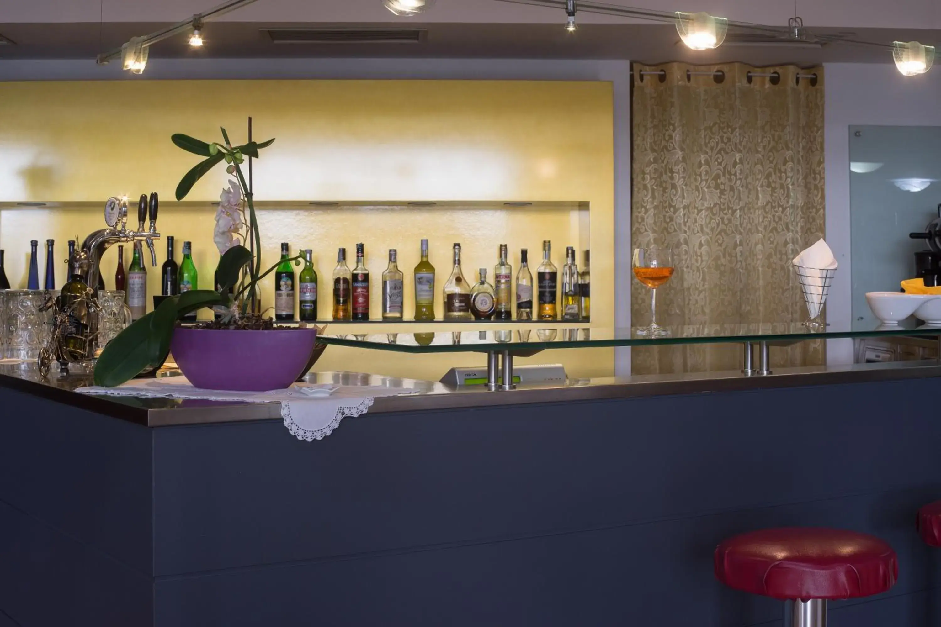 Lounge or bar, Lounge/Bar in Hotel Garda