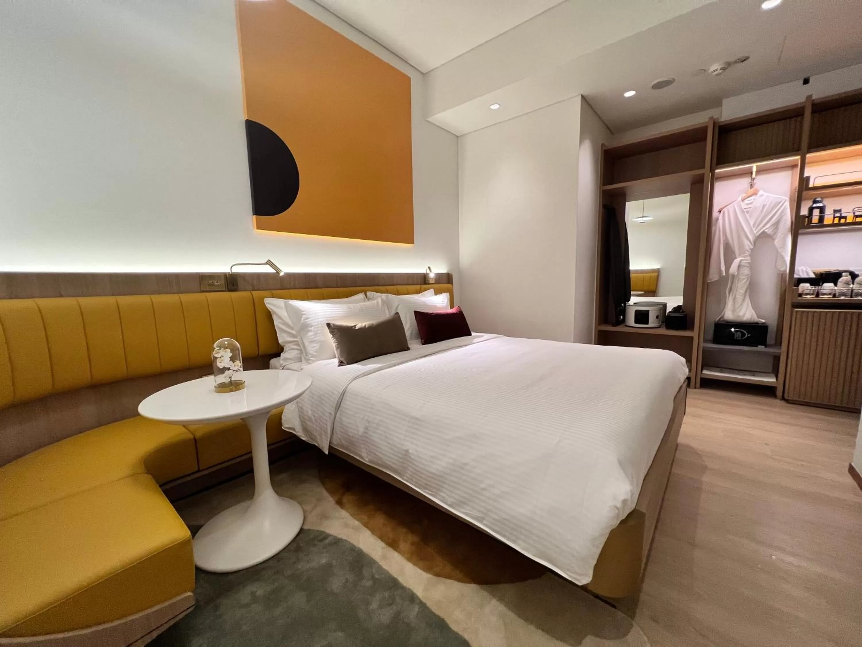 Bedroom, Bed in Citadines Connect City Centre Singapore