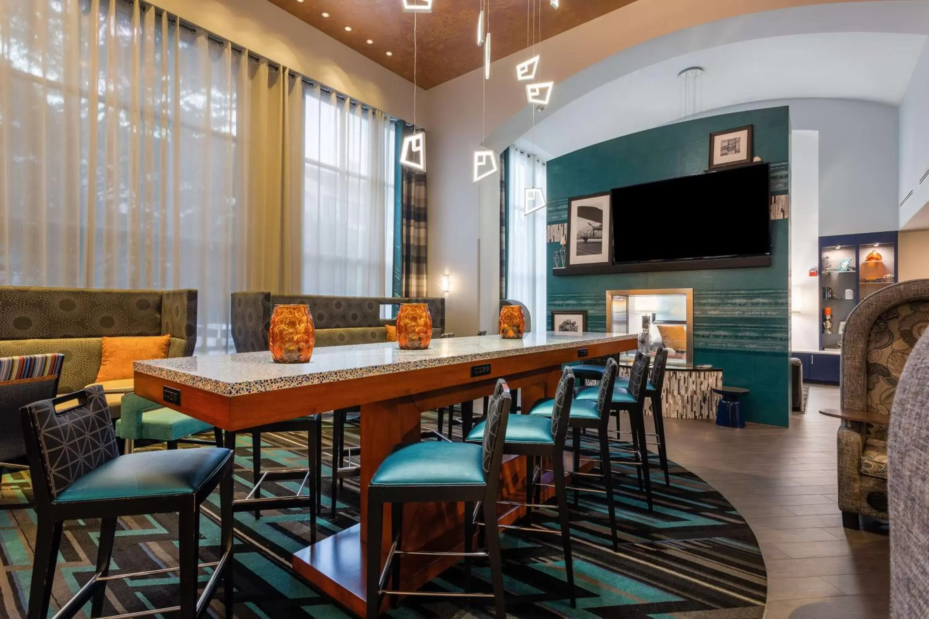 Lobby or reception, Restaurant/Places to Eat in Hampton Inn & Suites Herndon-Reston