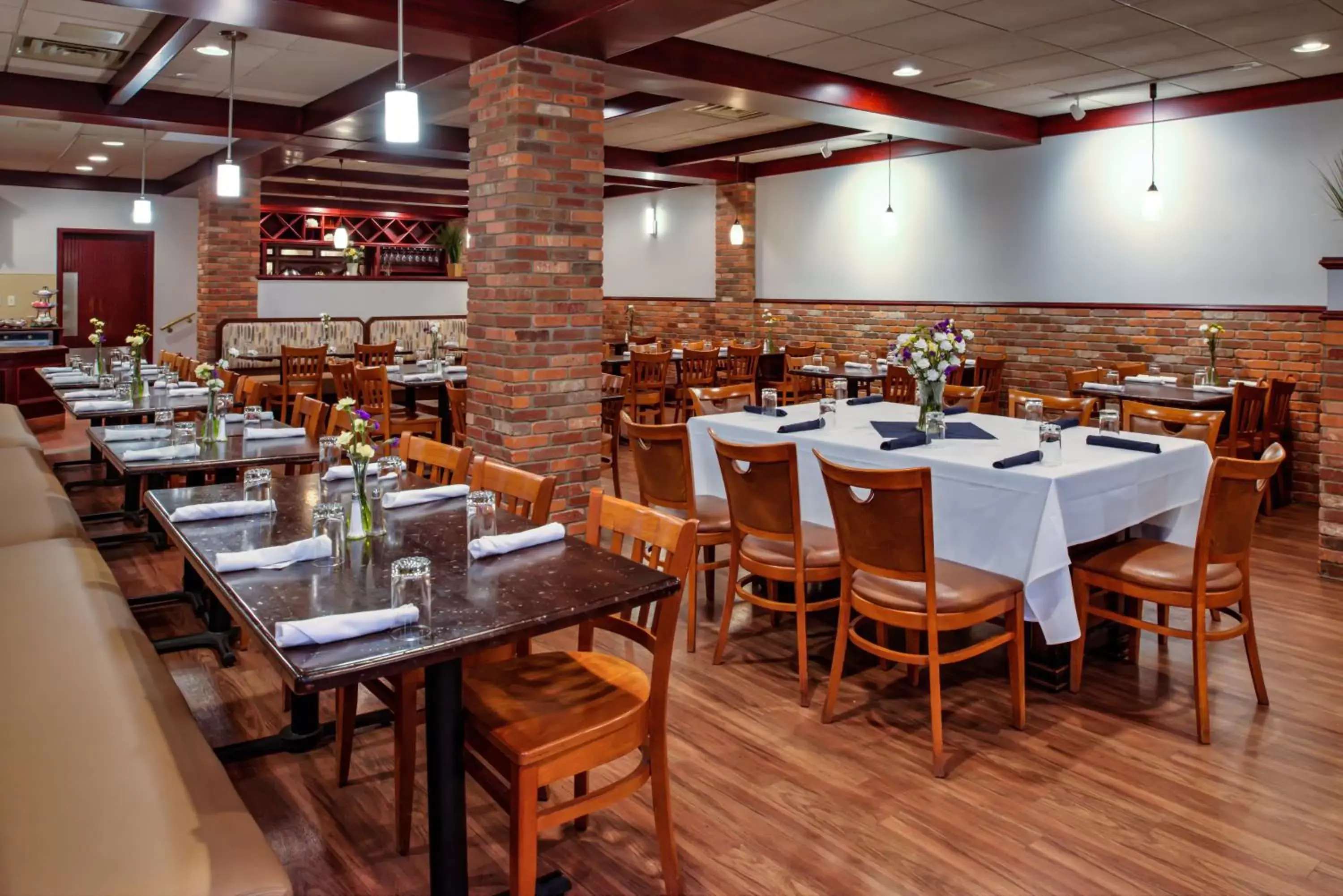 Restaurant/Places to Eat in Holiday Inn Concord Downtown, an IHG Hotel Restaurant/Places to Eat in Holiday Inn Concord Downtown, an IHG Hotel