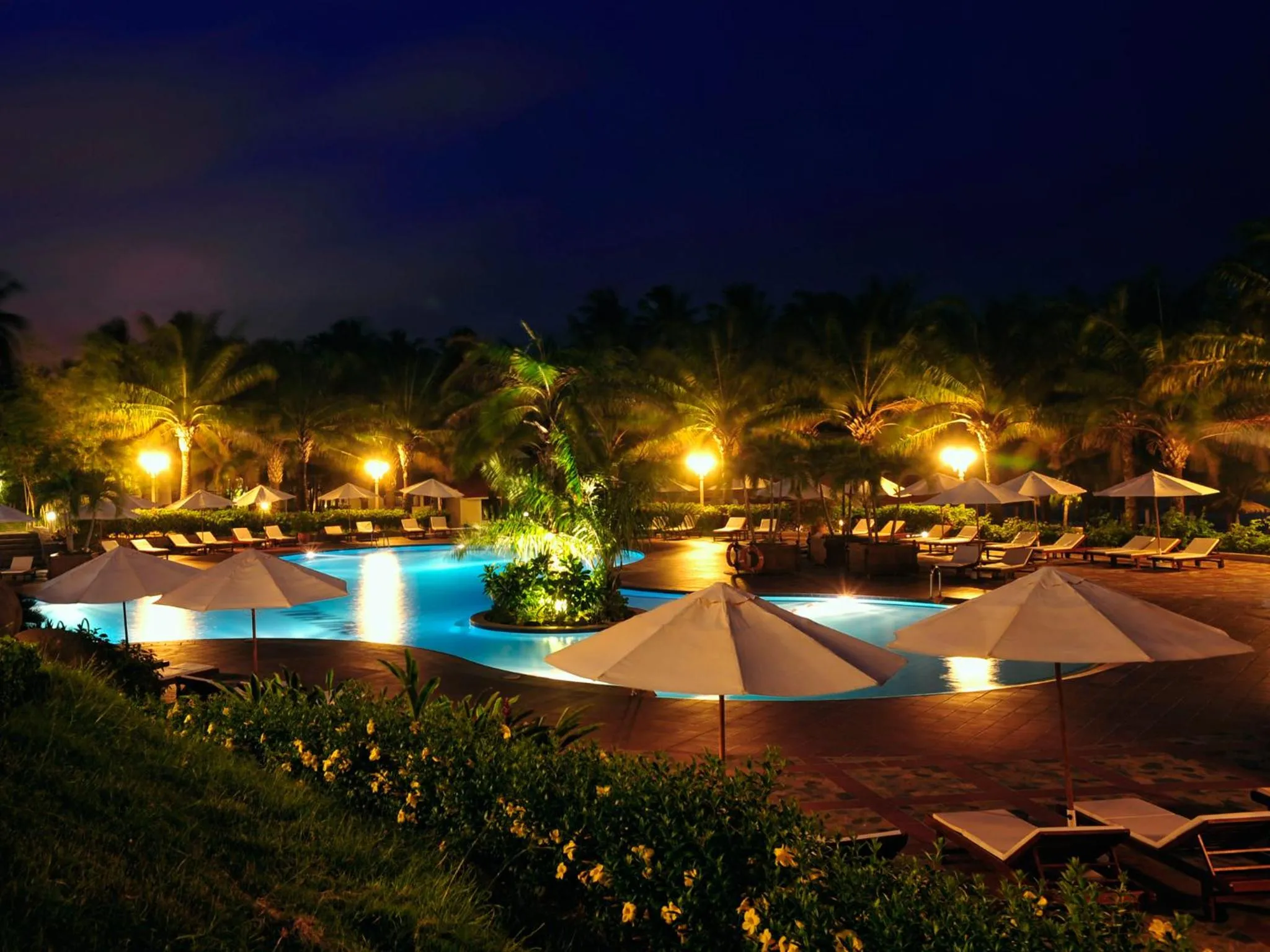 Swimming pool in Phu Hai Beach Resort & Spa Phan Thiet