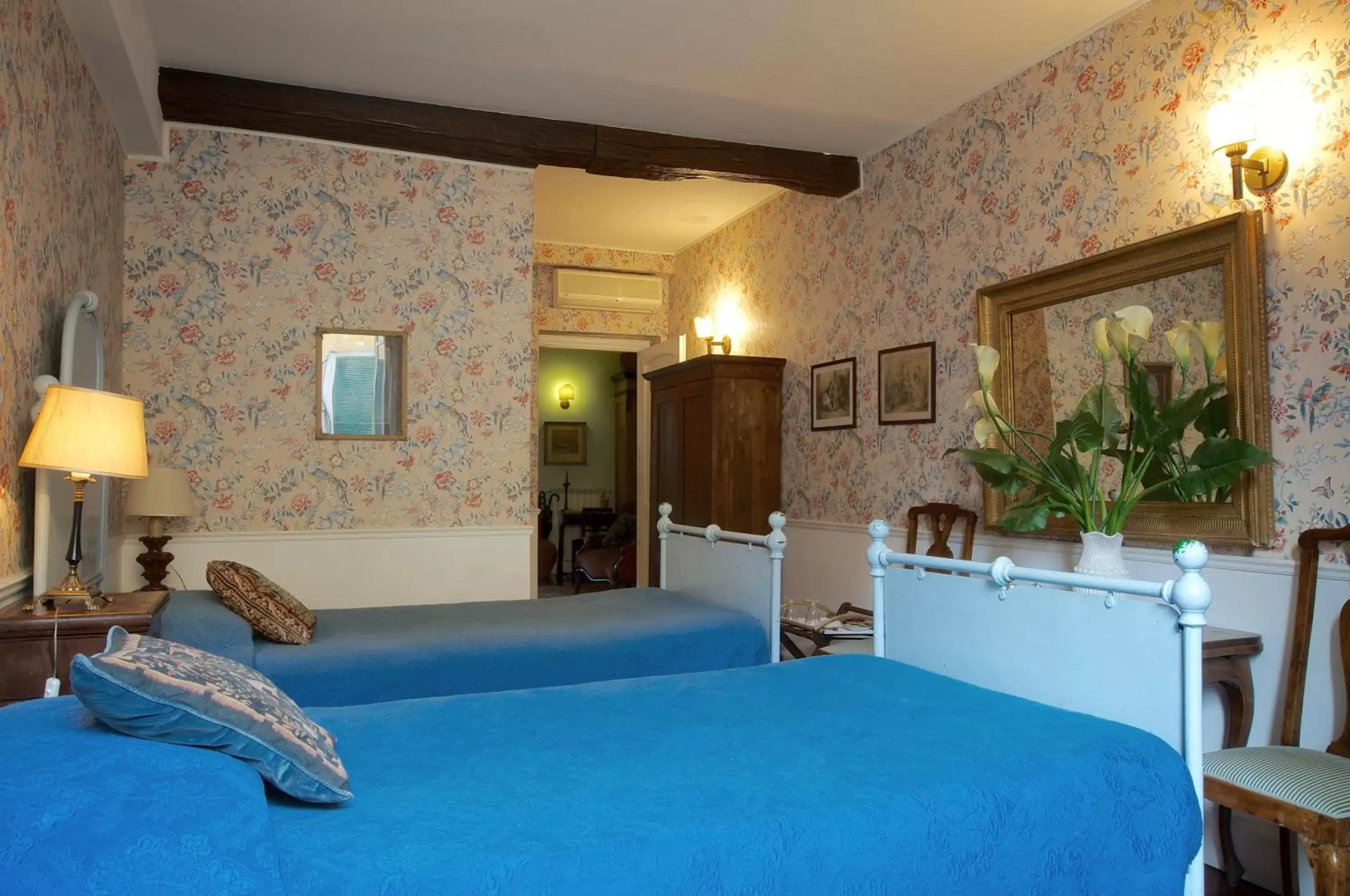 Day, Bed in Guest House Arco Dei Tolomei