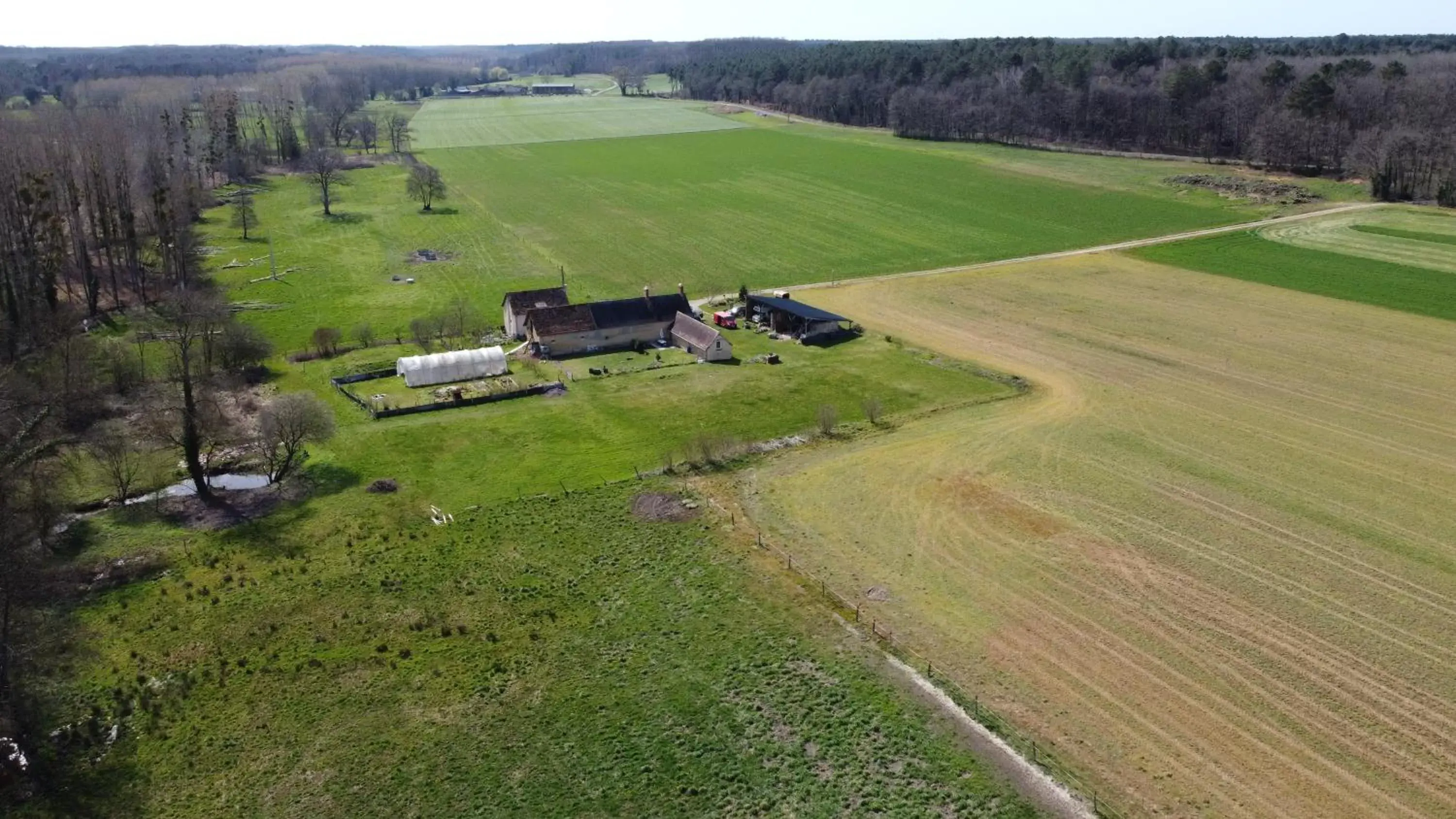 Bird's eye view, Bird's-eye View in Les Bardinieres