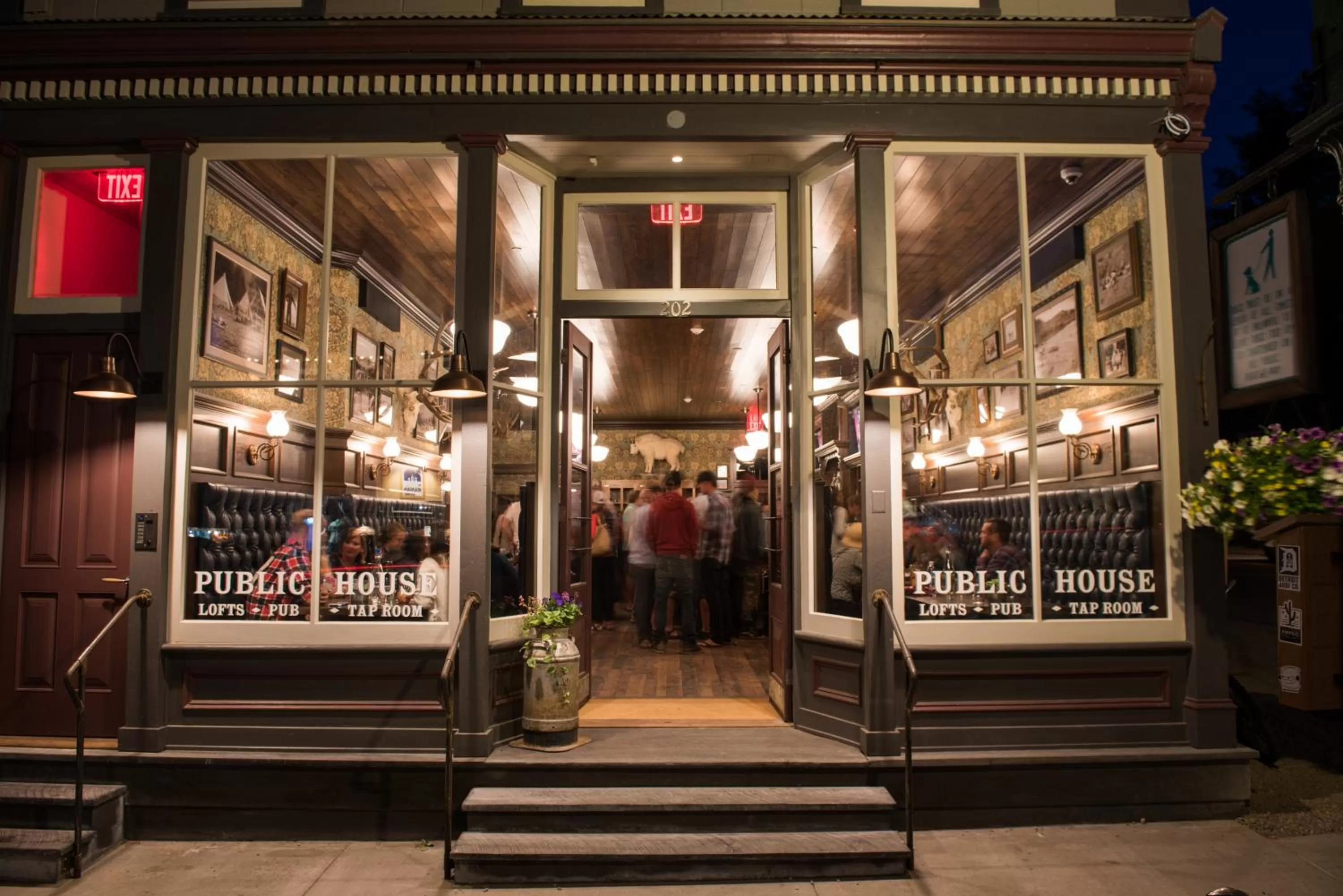 Property building in Public House Lofts