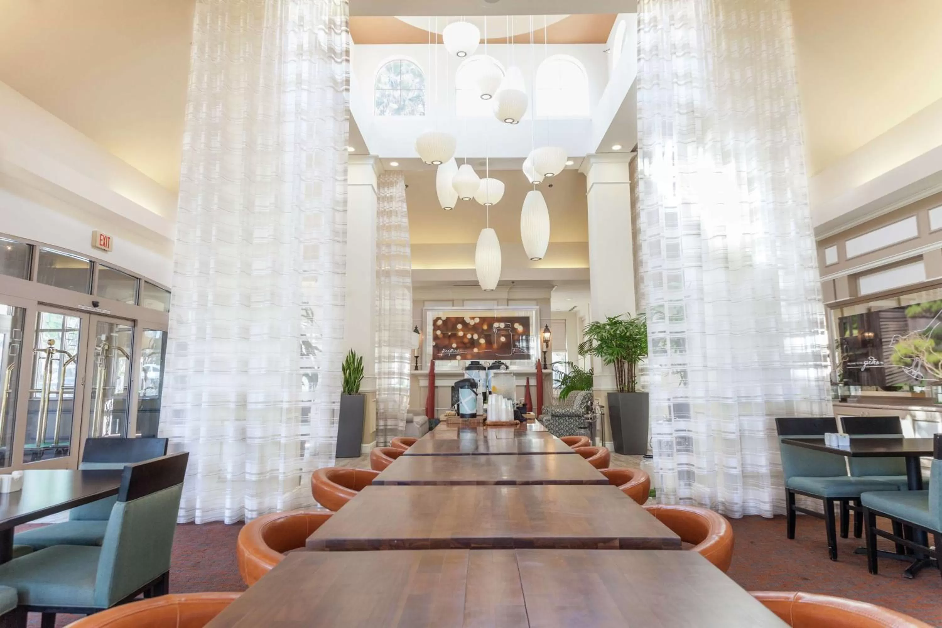 Lobby or reception in Hilton Garden Inn Palm Springs/Rancho Mirage