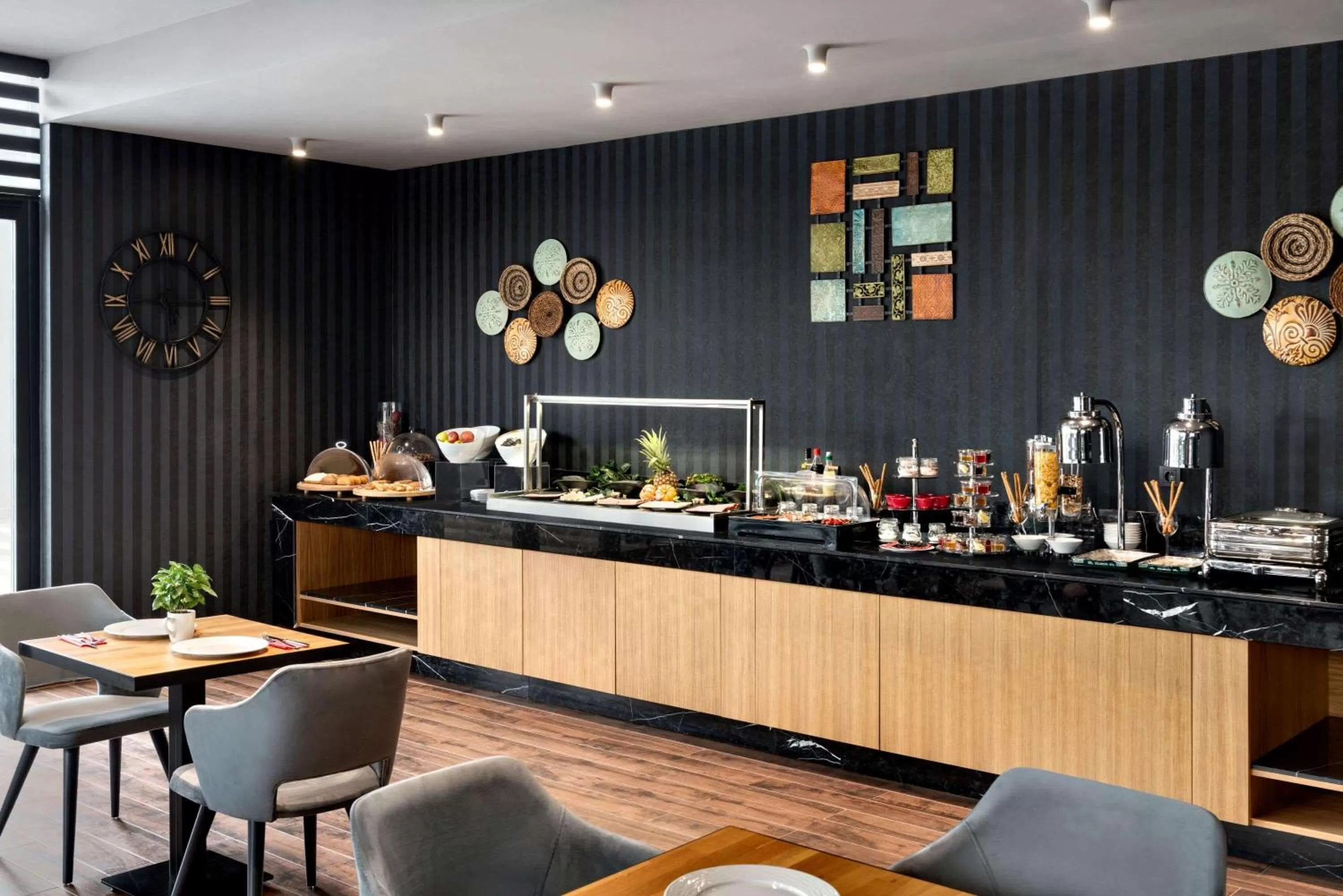 Restaurant/places to eat in Ramada by Wyndham Budapest City Center