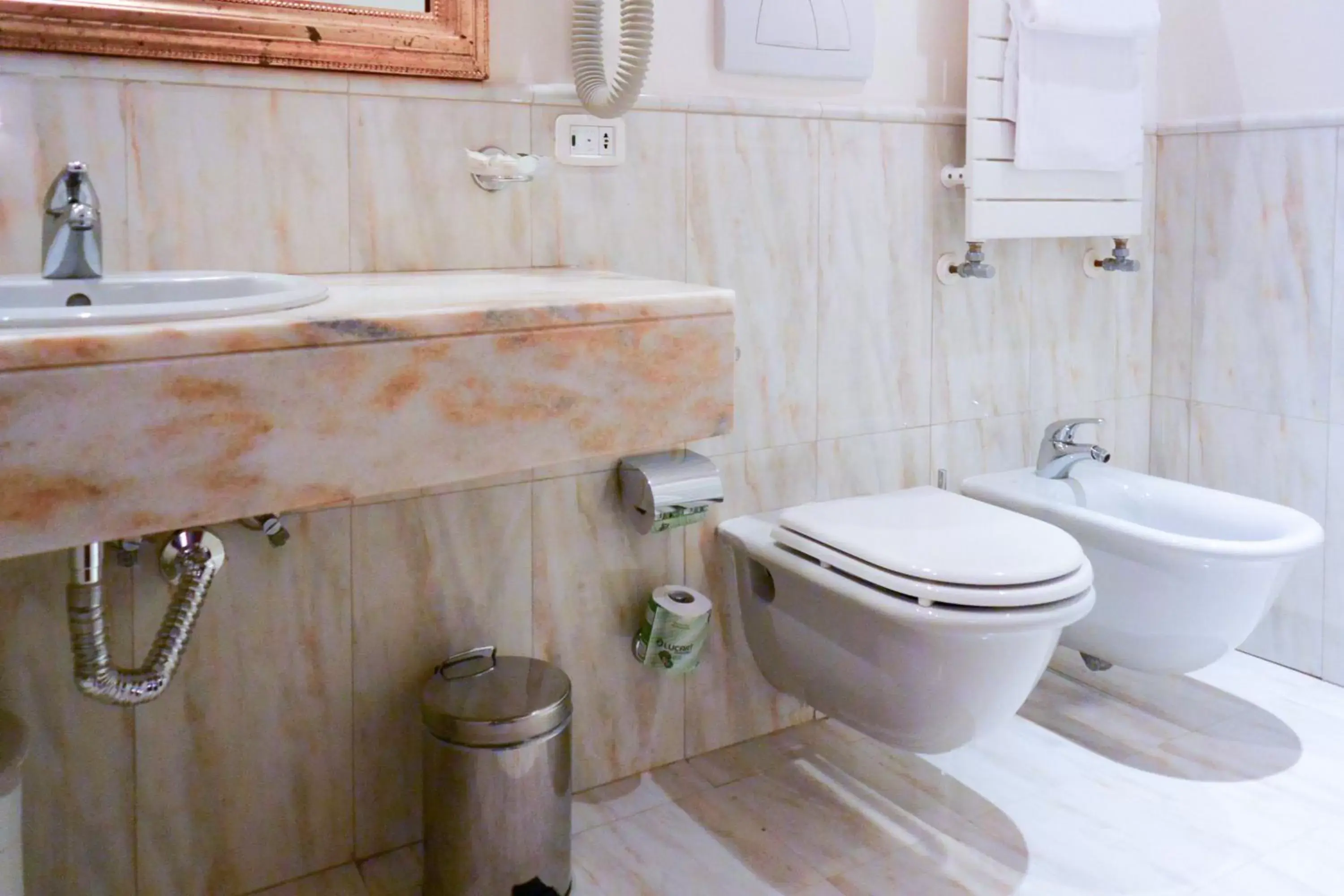 Bathroom in Hotel Casa Verardo Residenza d'Epoca