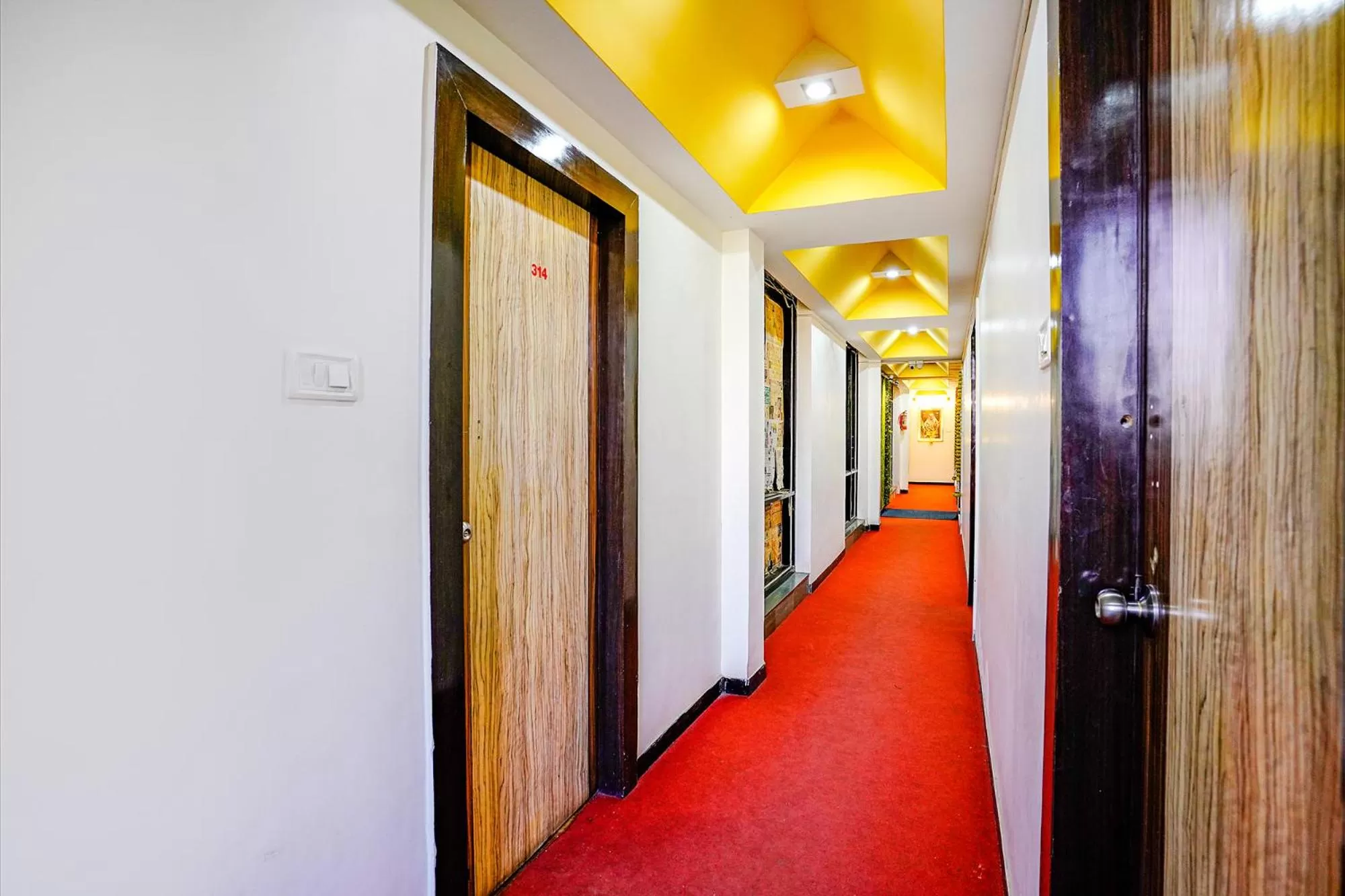 Lobby or reception in FabHotel Sai Chatra