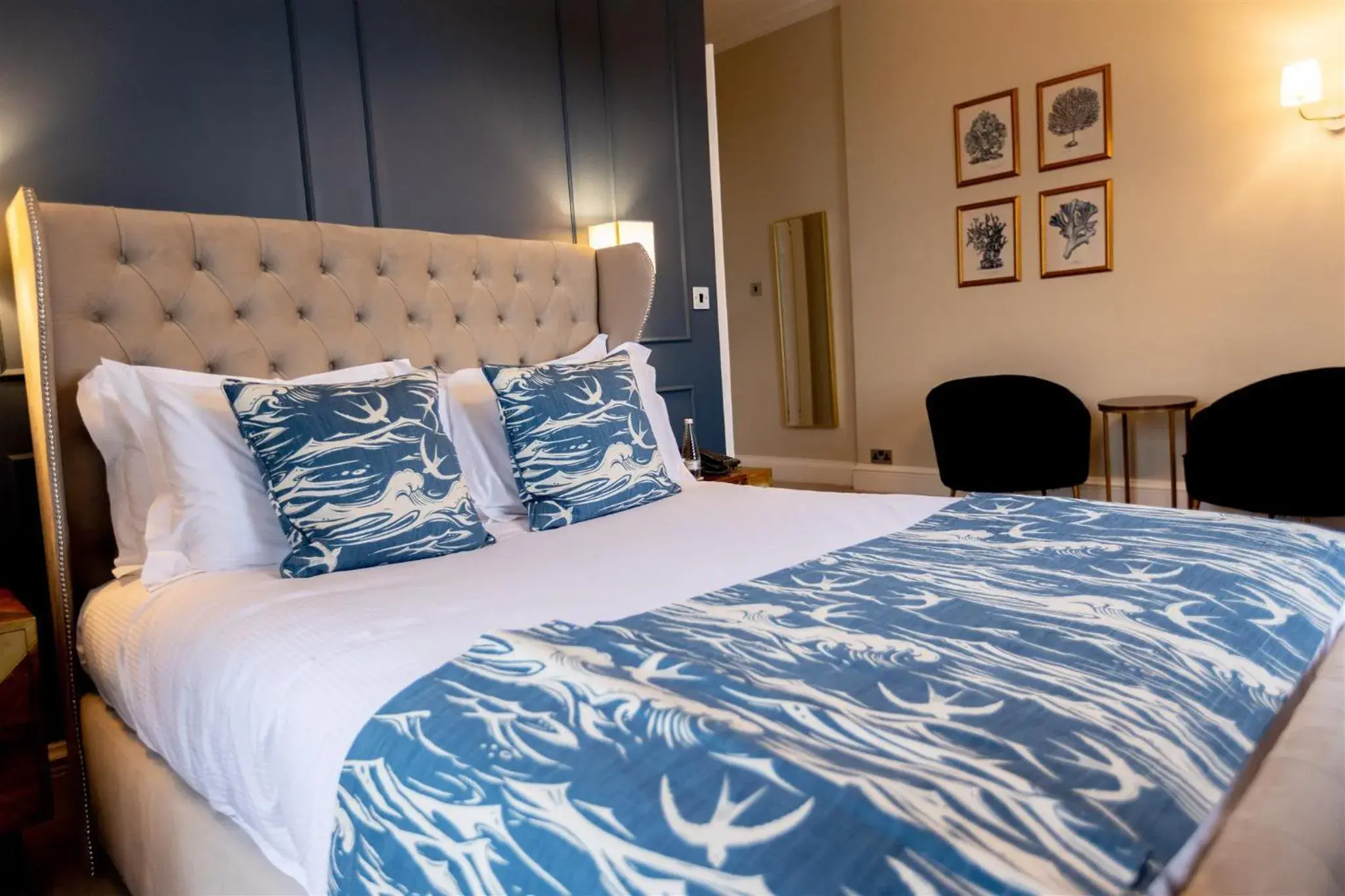 Bedroom, Bed in Marshall Meadows Manor House