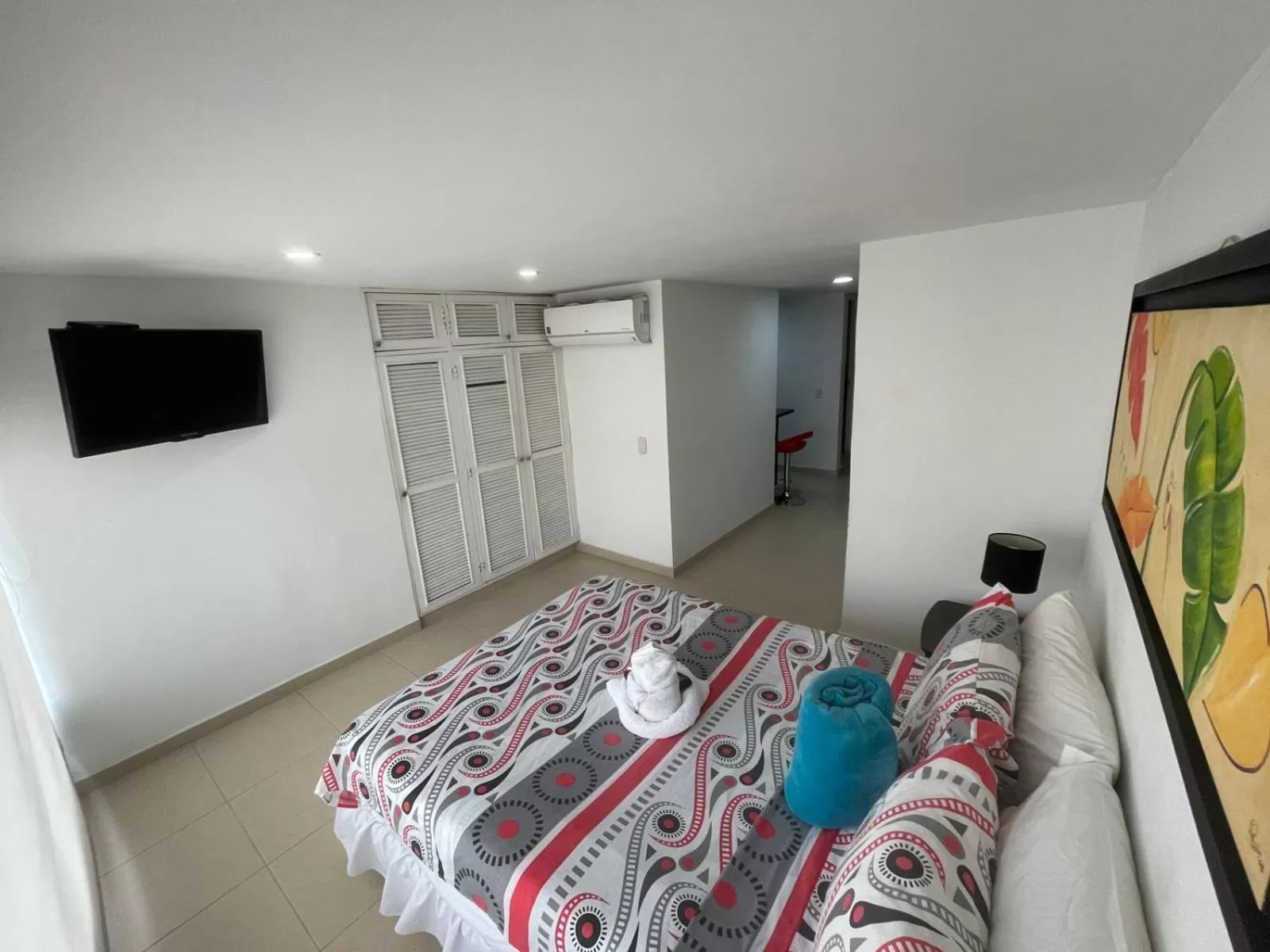 Photo of the whole room, Bed in Lindos apartaestudios y habitaciones en Ibague