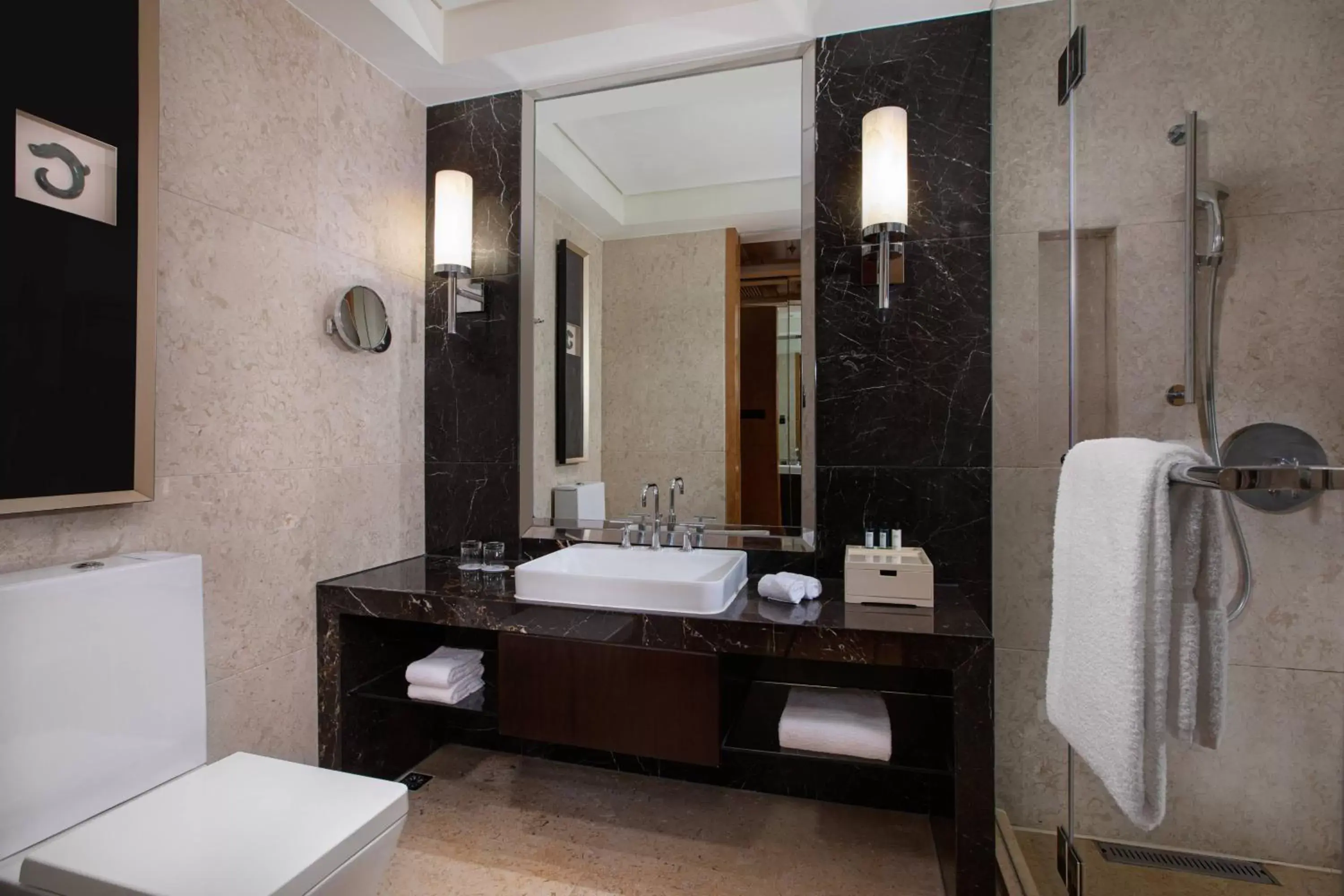 Executive Twin Room with Executive Lounge Access in Courtyard by Marriott Suzhou Executive Twin Room with Executive Lounge Access in Courtyard by Marriott Suzhou
