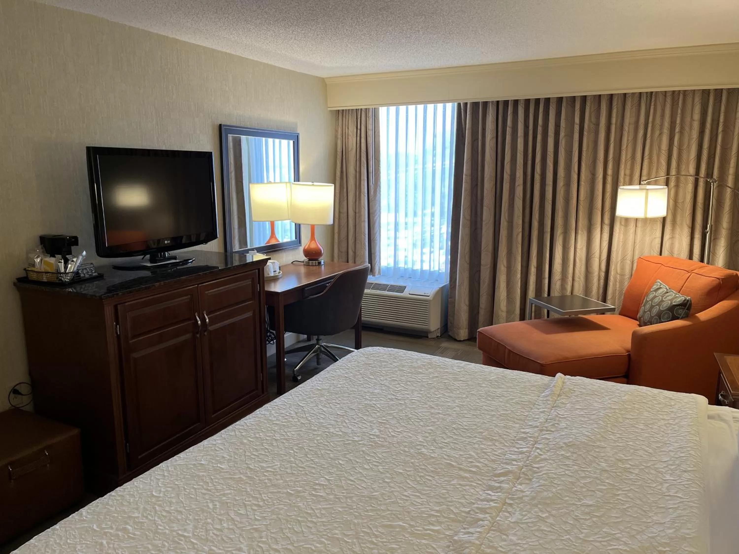 Bedroom in Wingate by Wyndham St Louis Airport