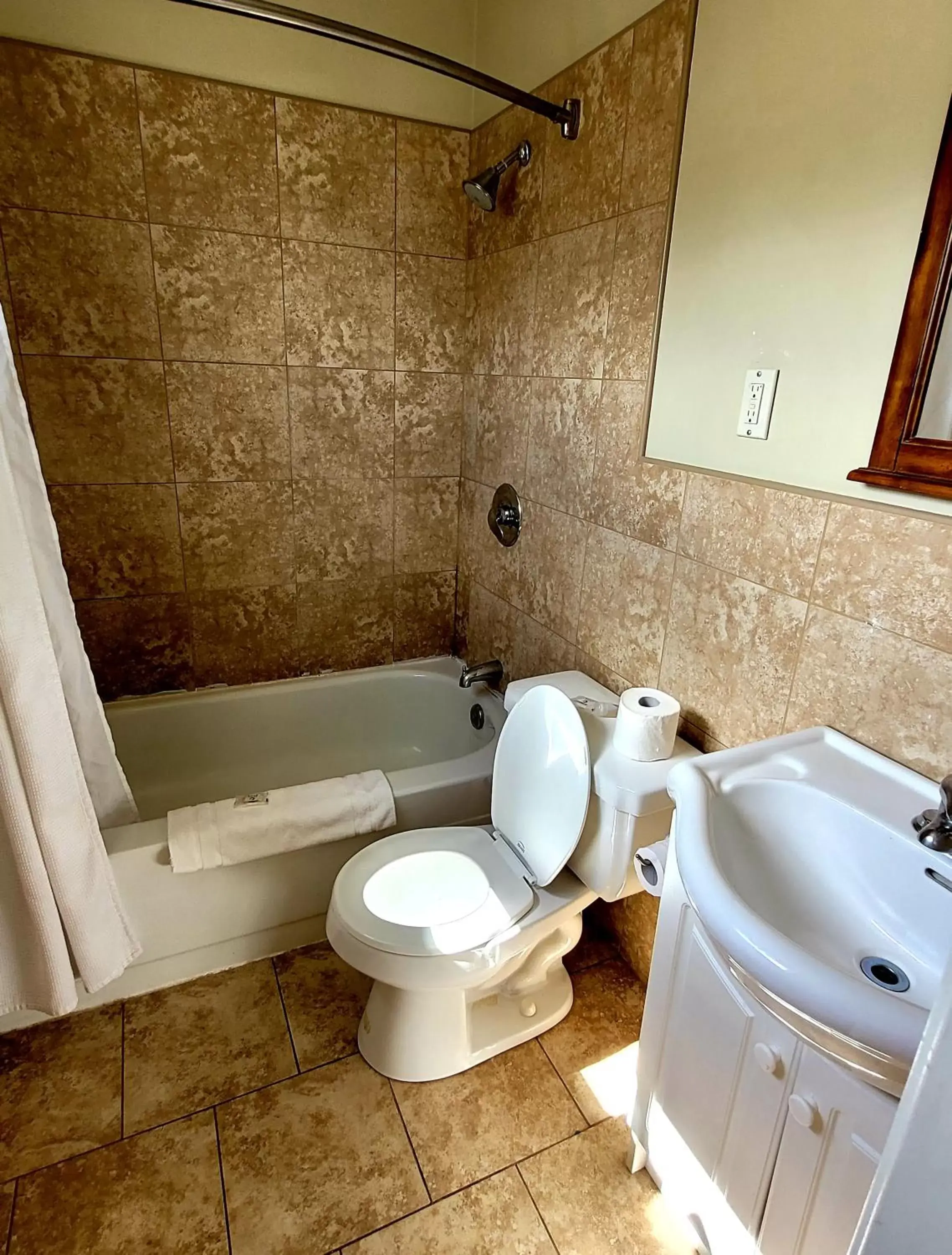 Bathroom in Fundy Line Motel